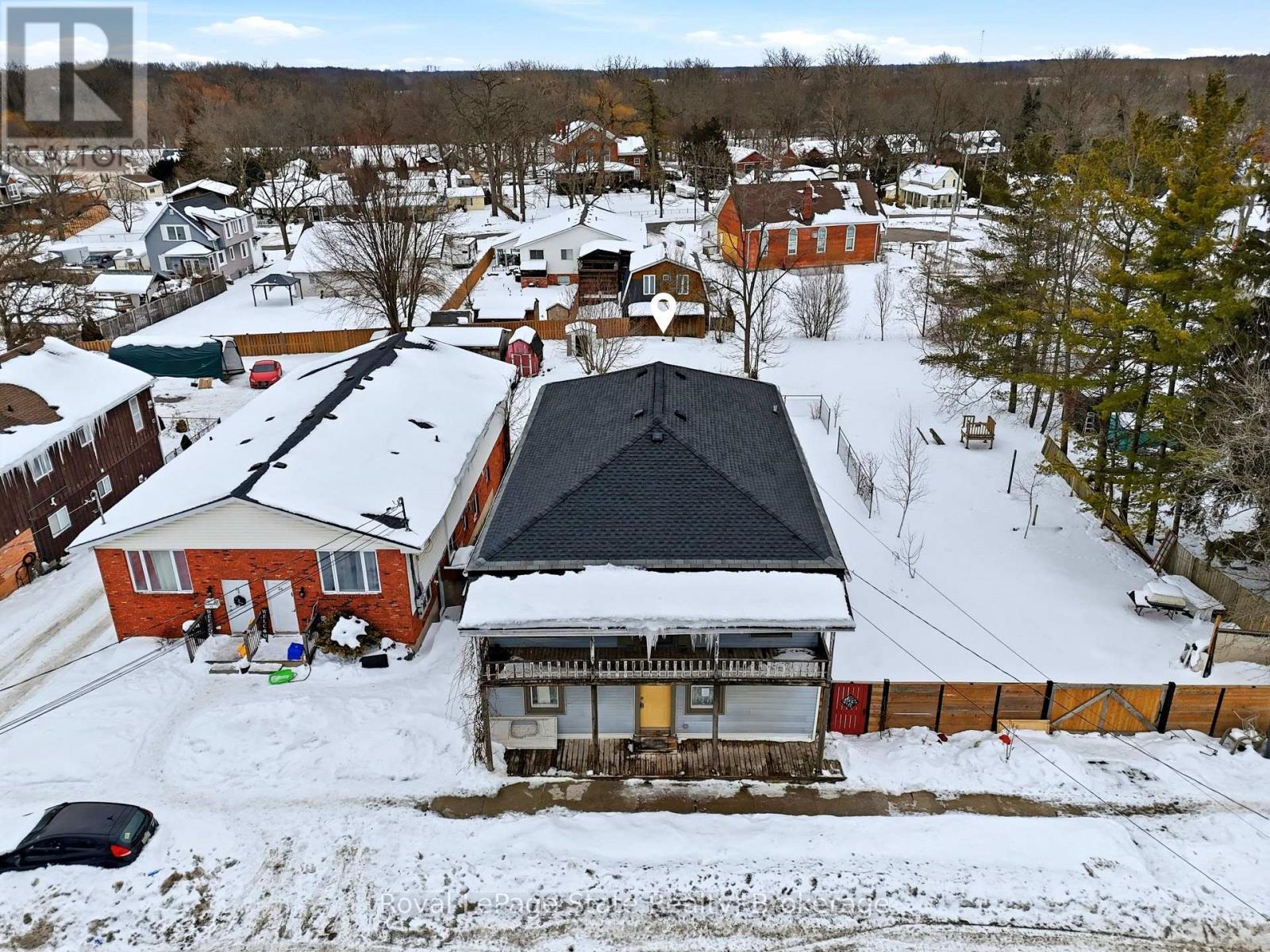 












36 RIVER STREET

,
Thorold (Port Robinson),




Ontario
L0S1K0

