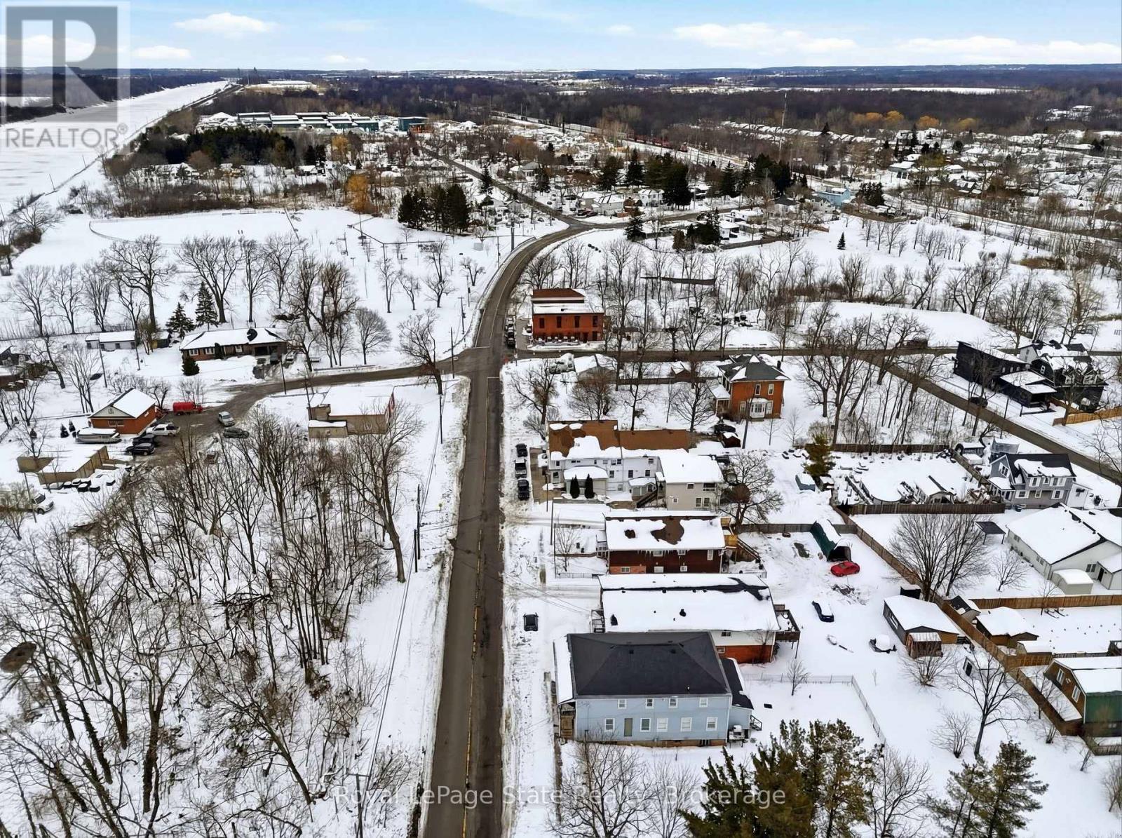 












36 RIVER STREET

,
Thorold (Port Robinson),




Ontario
L0S1K0

