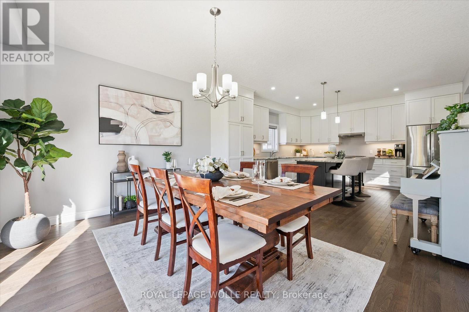 












8 GRIFFITH COURT

,
North Perth,




Ontario
N4W0G1

