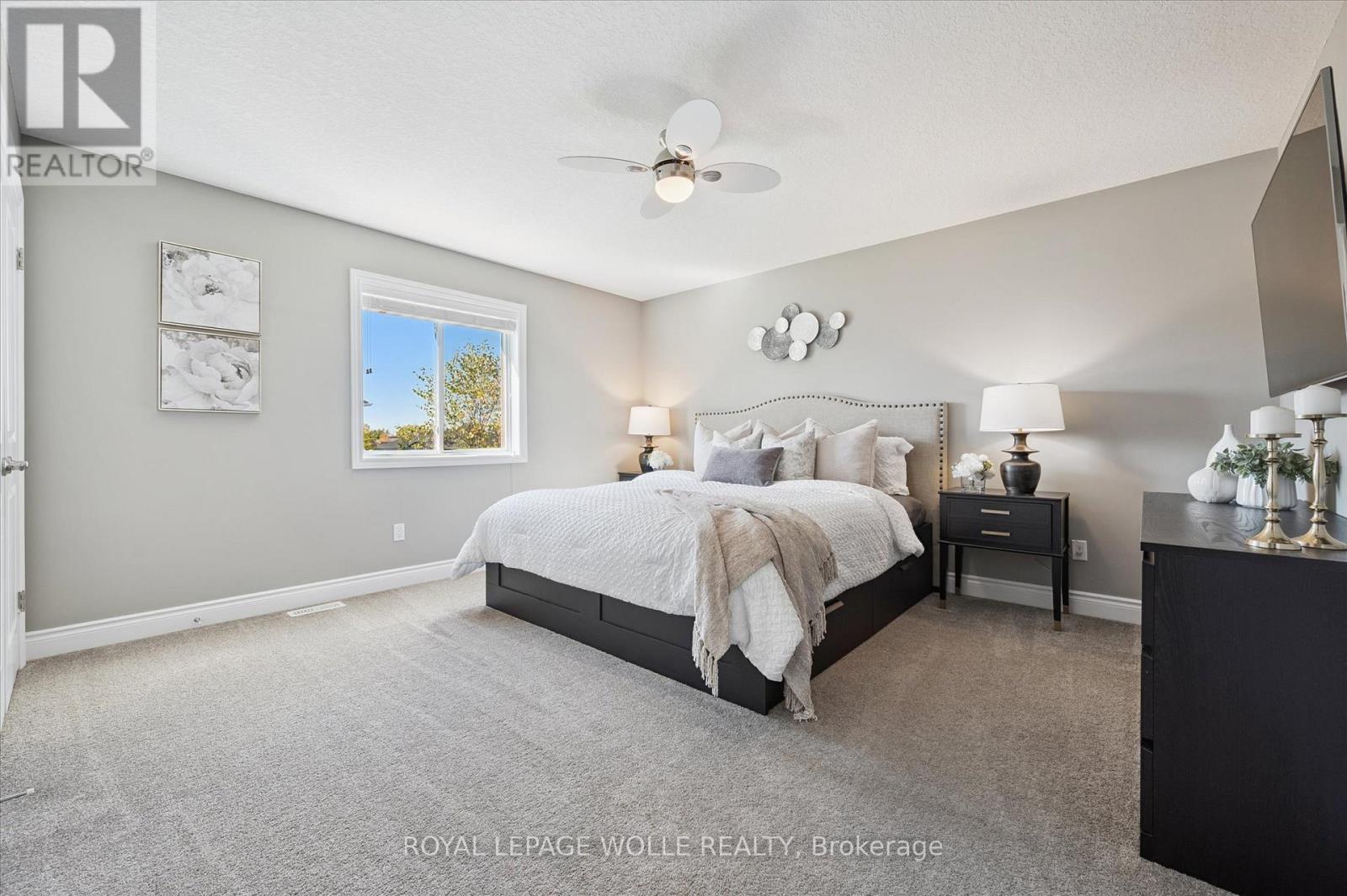 












8 GRIFFITH COURT

,
North Perth,




Ontario
N4W0G1

