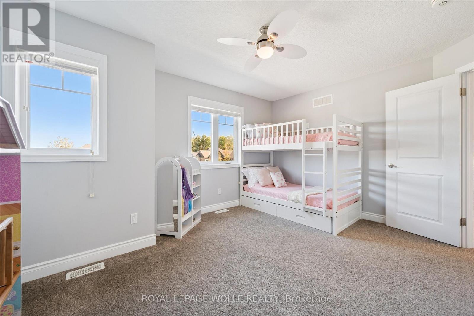 












8 GRIFFITH COURT

,
North Perth,




Ontario
N4W0G1

