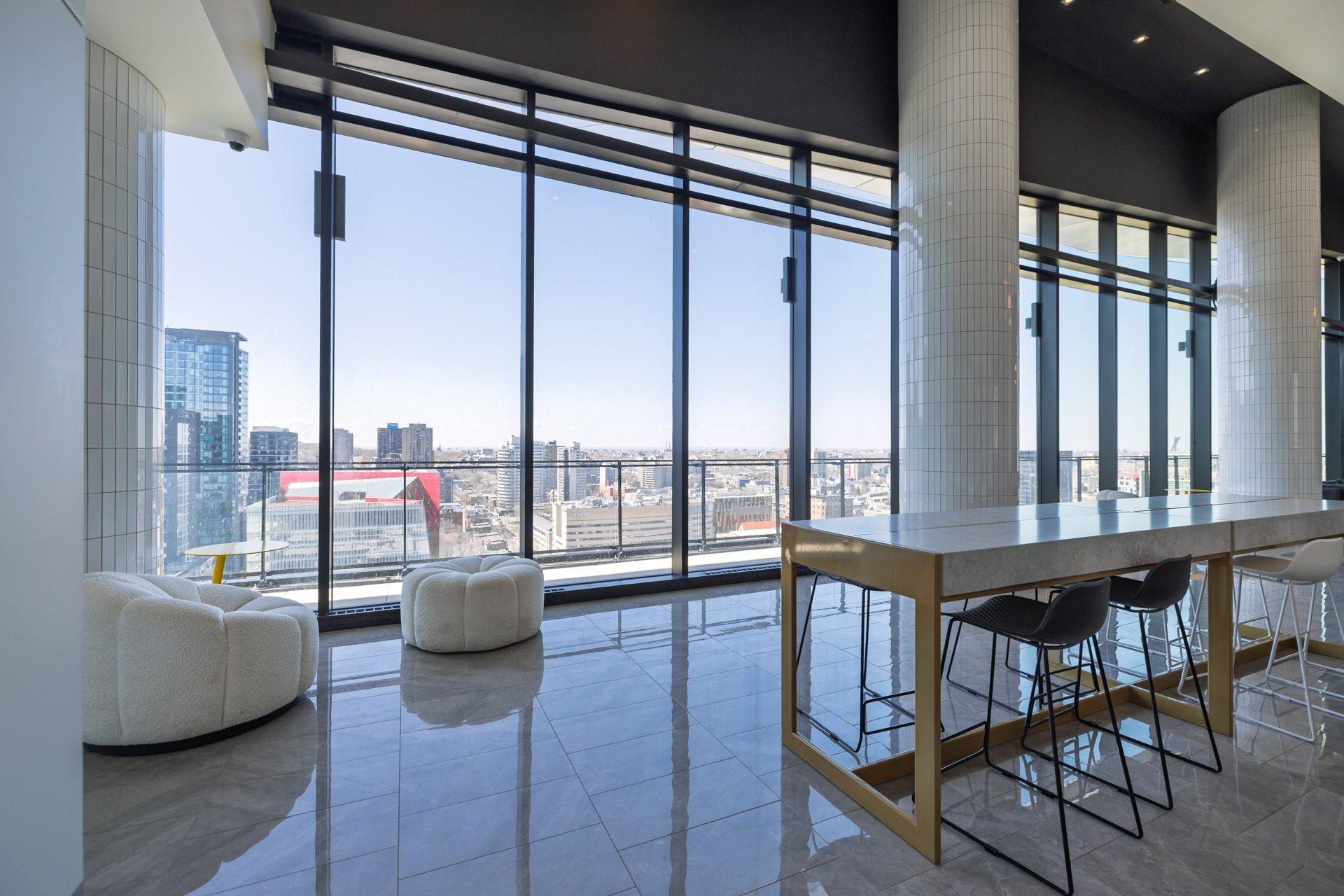 









1245


Rue De Bleury

, 4105,
Montréal (Ville-Marie),




QC
H3B0C2

