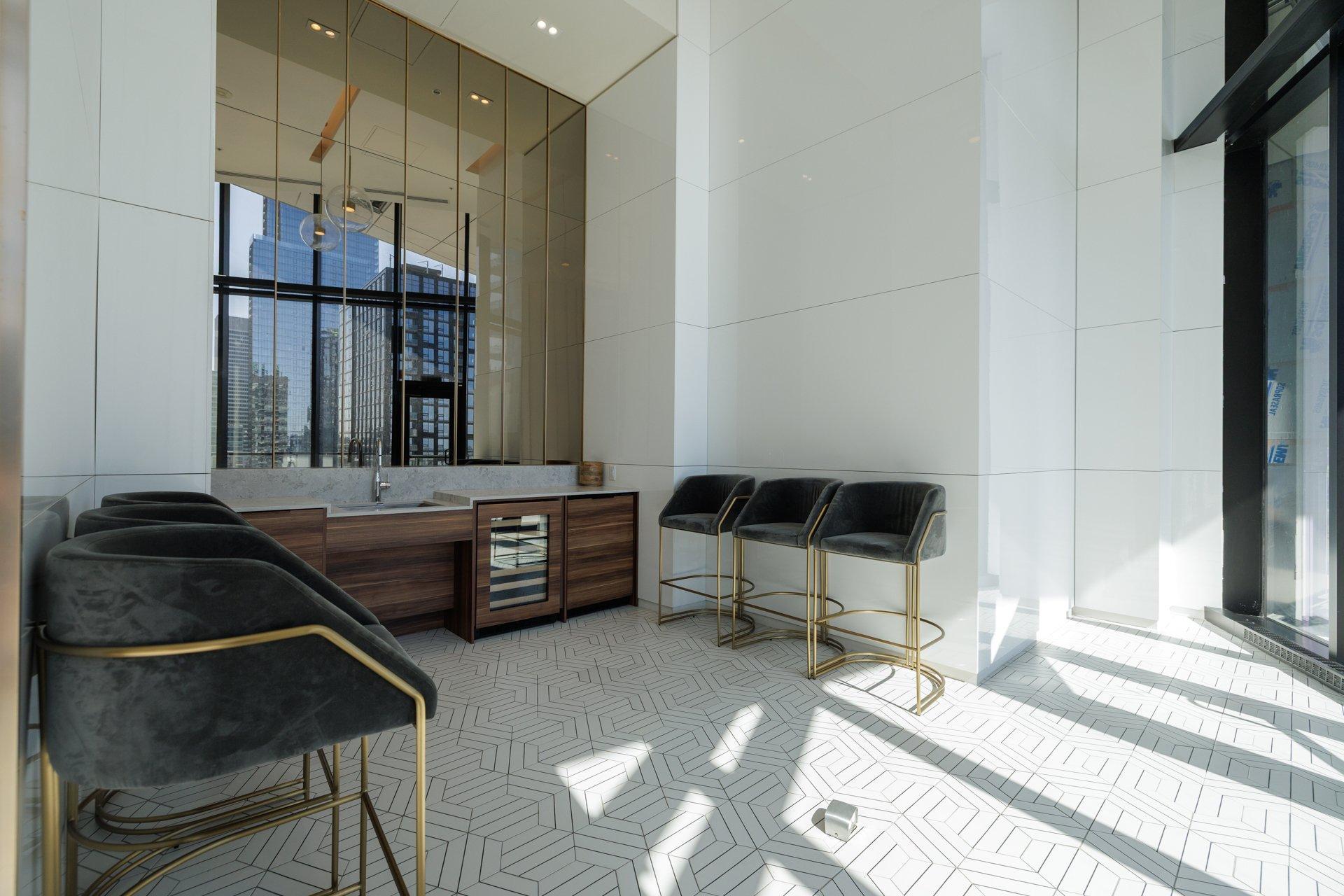 









1245


Rue De Bleury

, 4105,
Montréal (Ville-Marie),




QC
H3B0C2

