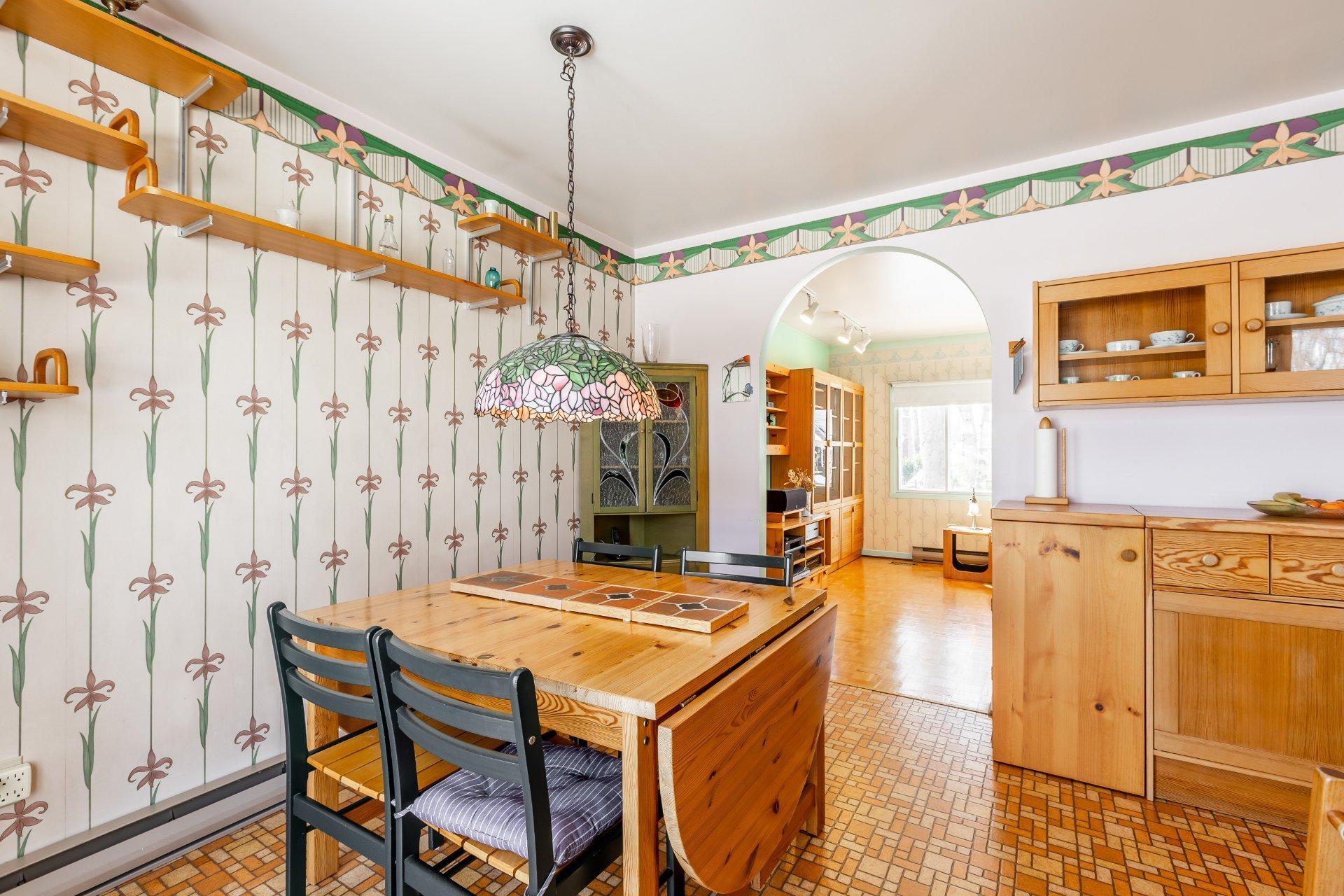 









245


Rue Gauvin

,
Repentigny (Repentigny),




QC
J6A5W6

