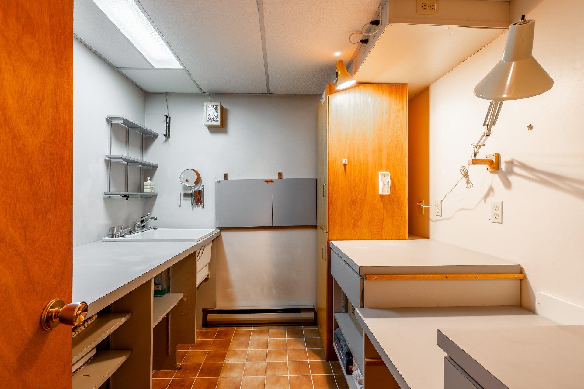 









245


Rue Gauvin

,
Repentigny (Repentigny),




QC
J6A5W6

