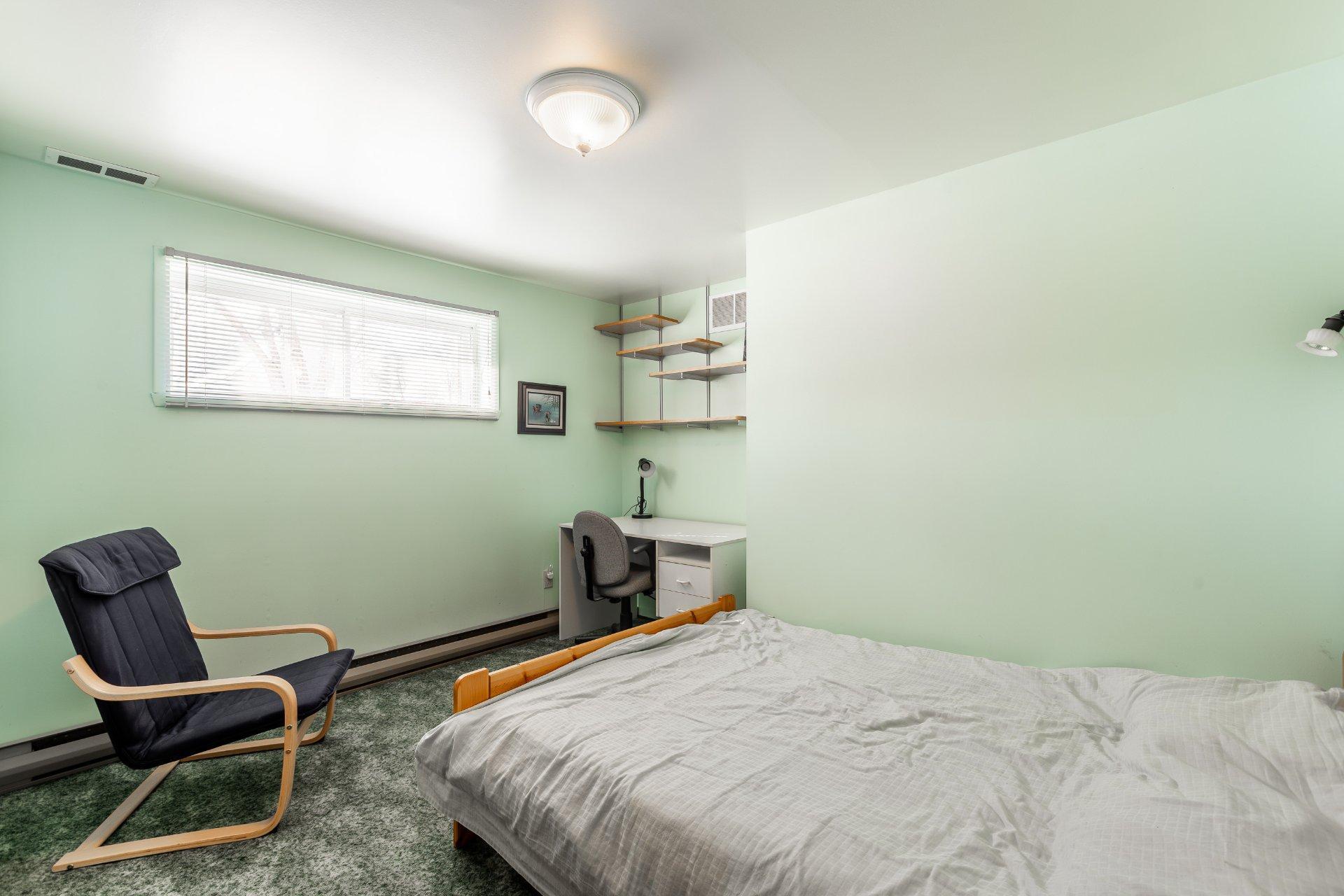 









245


Rue Gauvin

,
Repentigny (Repentigny),




QC
J6A5W6

