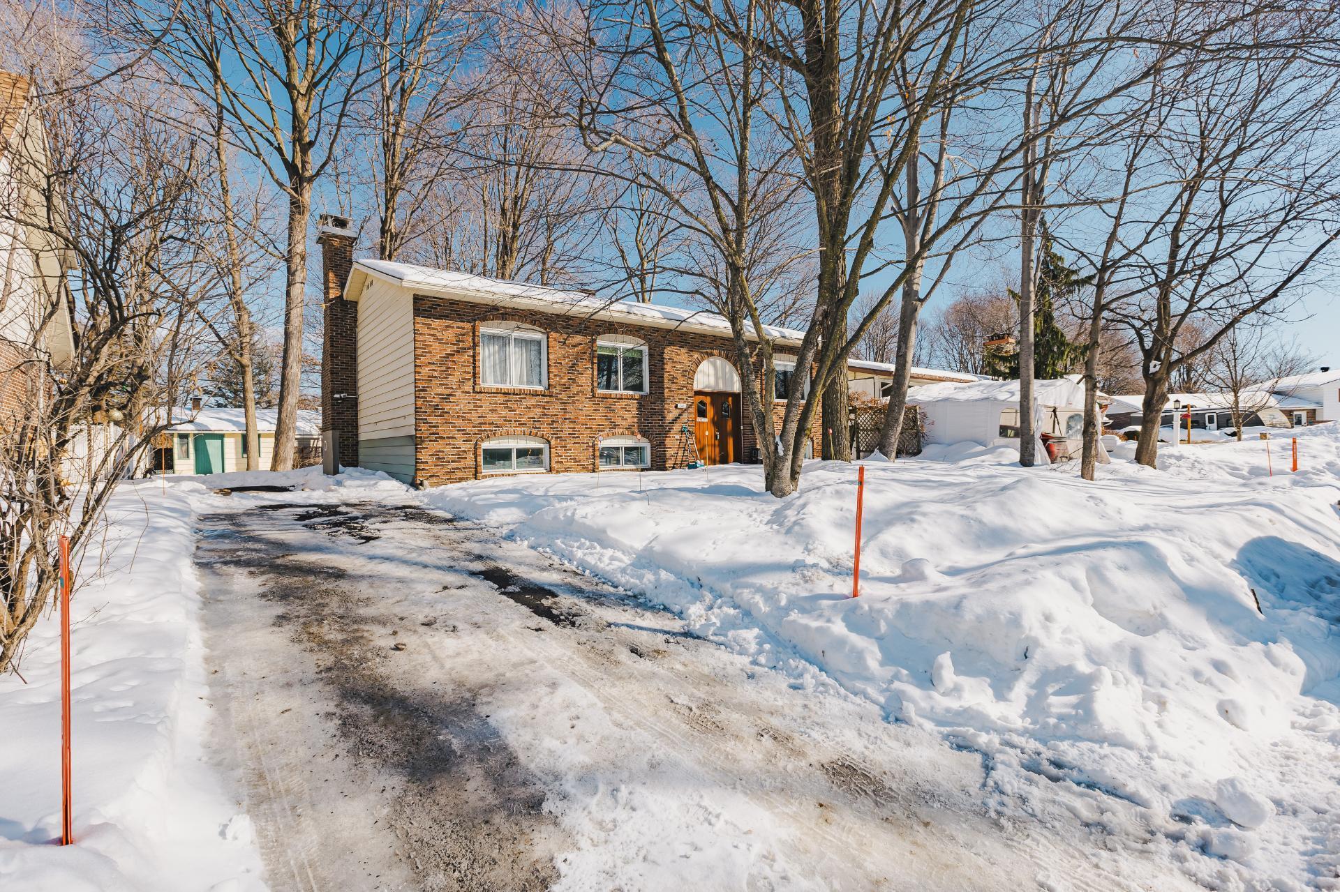 









245


Rue Gauvin

,
Repentigny (Repentigny),




QC
J6A5W6


