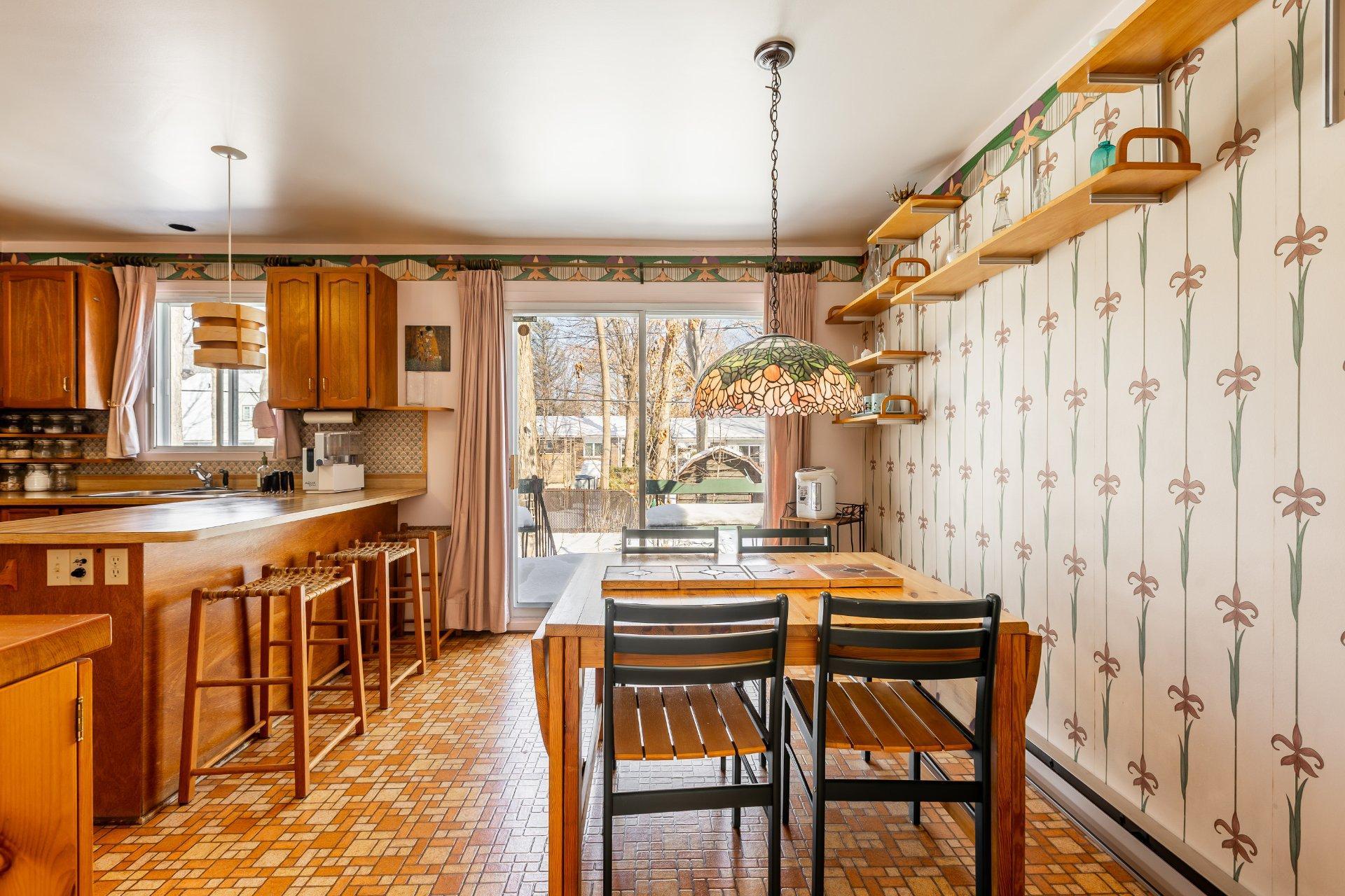 









245


Rue Gauvin

,
Repentigny (Repentigny),




QC
J6A5W6

