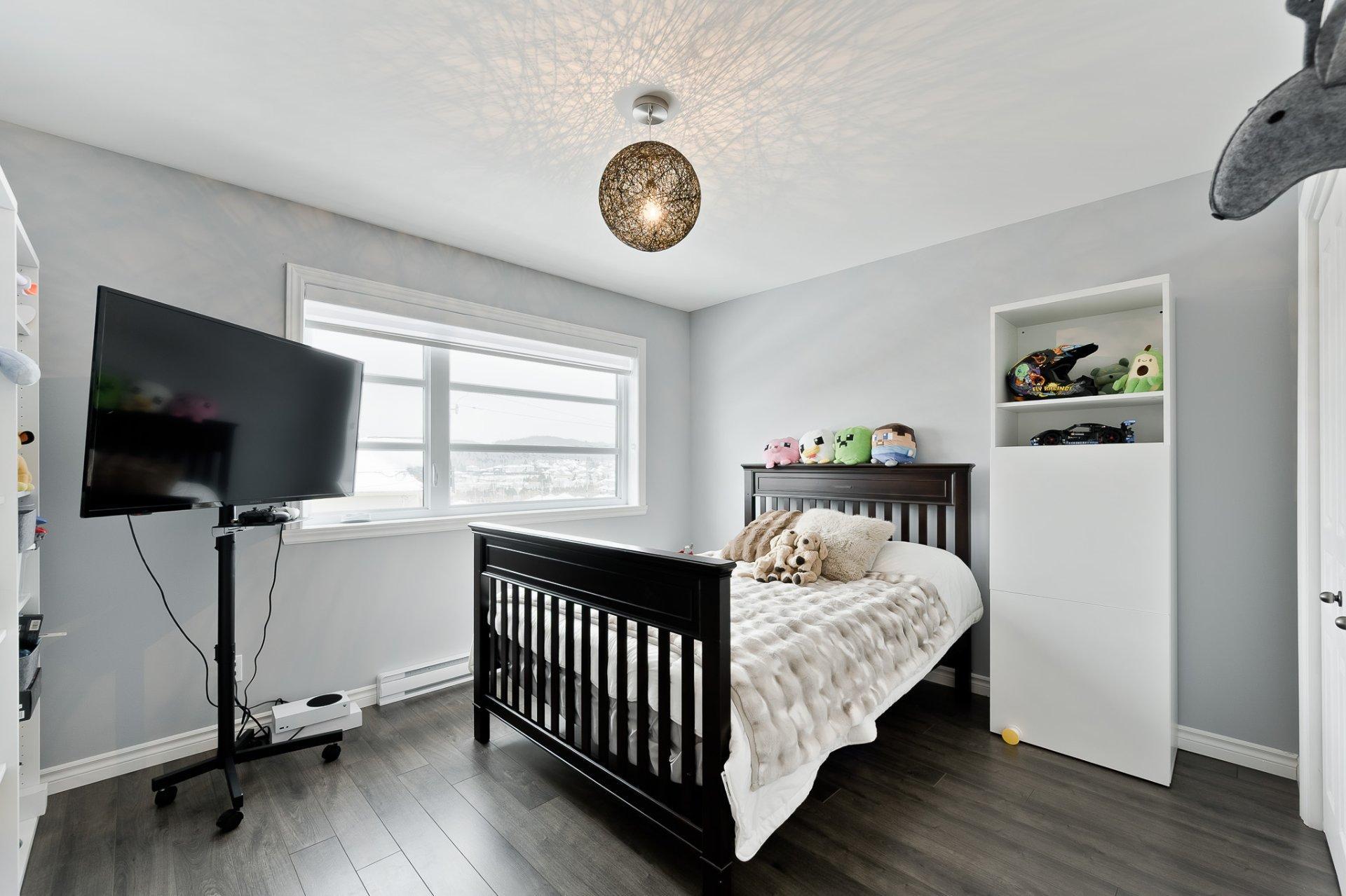 









1956


Rue du Chèvrefeuille

,
Sherbrooke (Fleurimont),




QC
J1E0J5

