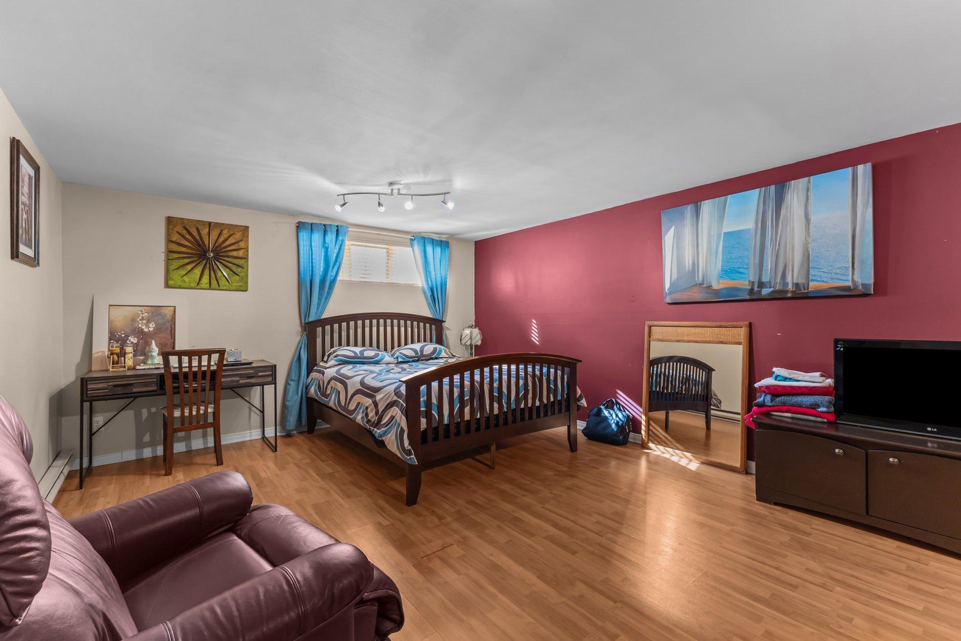 









90


Rue du Golf

,
Lavaltrie,




QC
J5T2Y2

