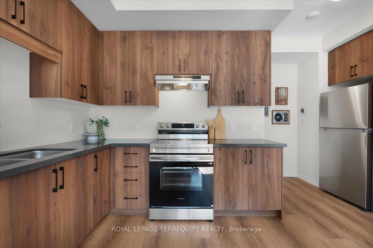 









38


Kingbird

Common,
Cambridge,




ON
N1T 0H3

