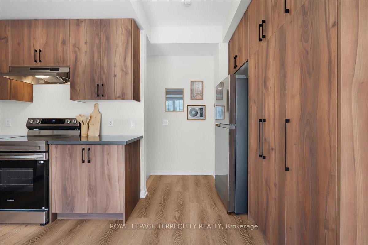 









38


Kingbird

Common,
Cambridge,




ON
N1T 0H3

