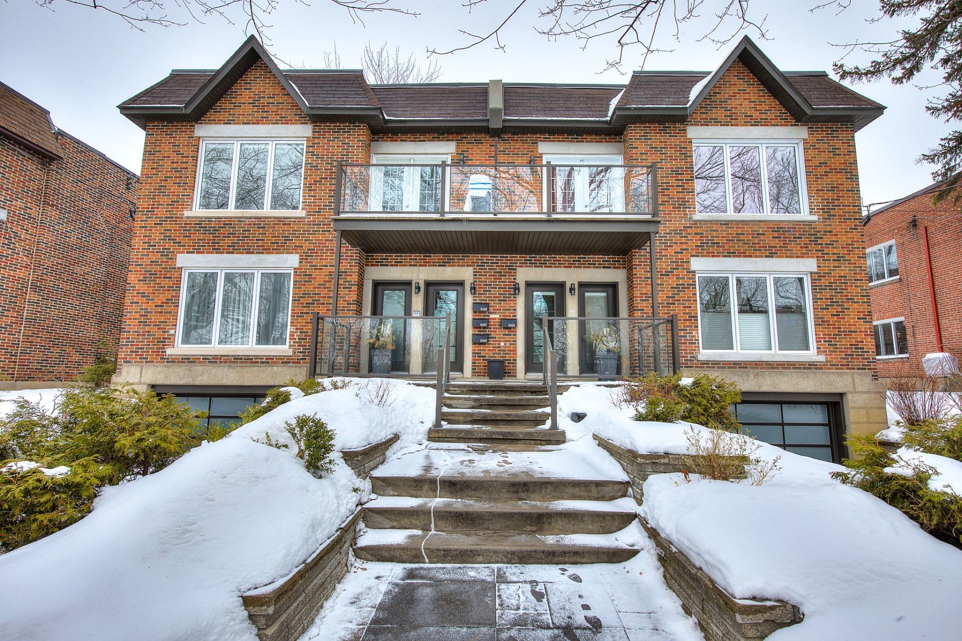 









5485


Av. Earnscliffe

,
Montréal (Côte-des-Neiges/Notre-Dame-de-Grâce),




QC
H3X2P8

