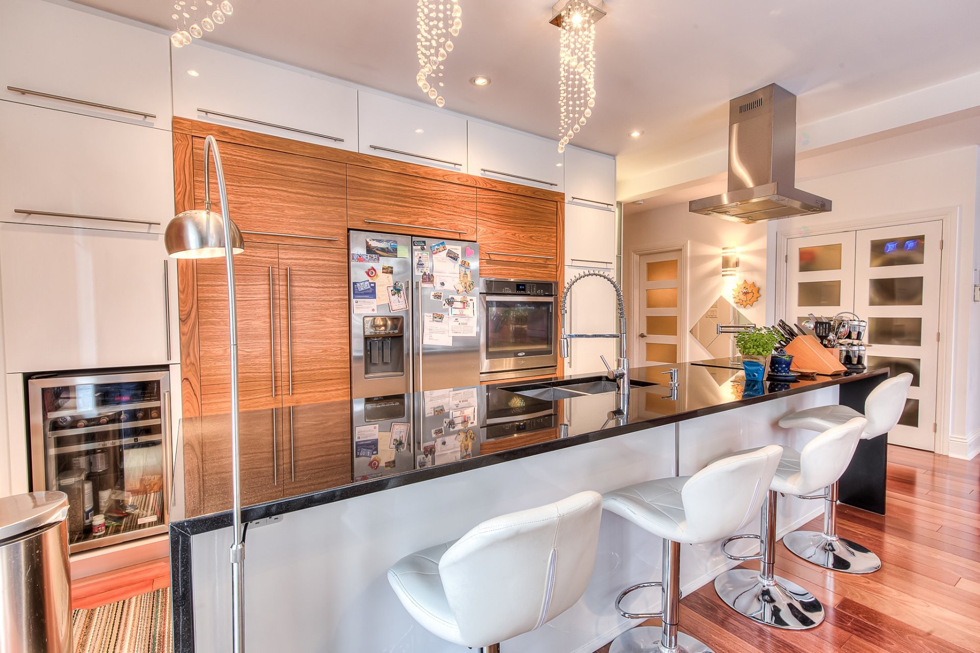 









5485


Av. Earnscliffe

,
Montréal (Côte-des-Neiges/Notre-Dame-de-Grâce),




QC
H3X2P8

