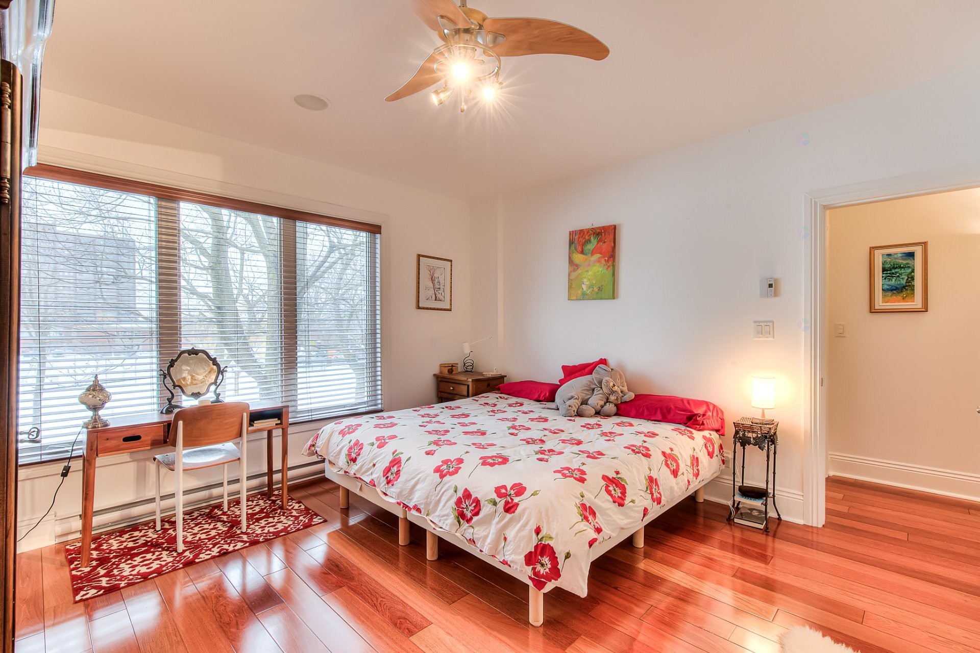 









5485


Av. Earnscliffe

,
Montréal (Côte-des-Neiges/Notre-Dame-de-Grâce),




QC
H3X2P8

