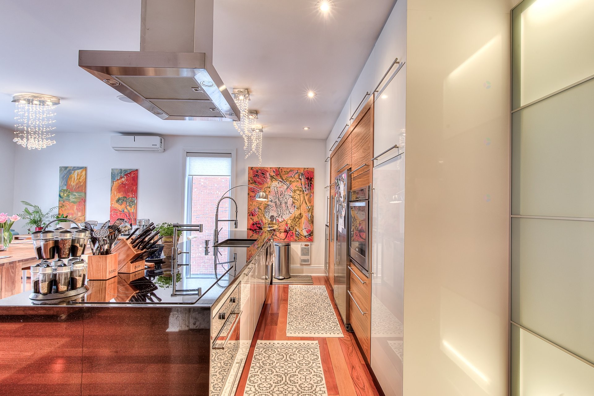 









5485


Av. Earnscliffe

,
Montréal (Côte-des-Neiges/Notre-Dame-de-Grâce),




QC
H3X2P8

