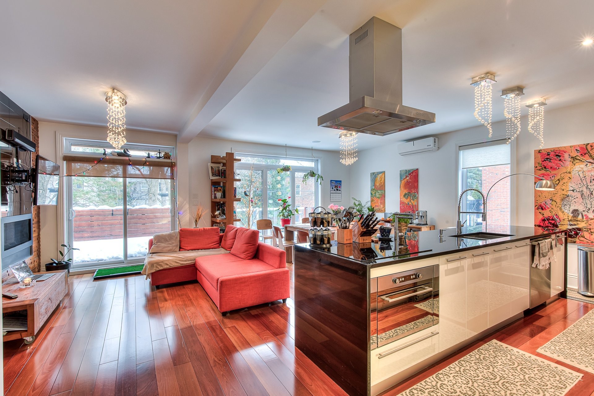 









5485


Av. Earnscliffe

,
Montréal (Côte-des-Neiges/Notre-Dame-de-Grâce),




QC
H3X2P8

