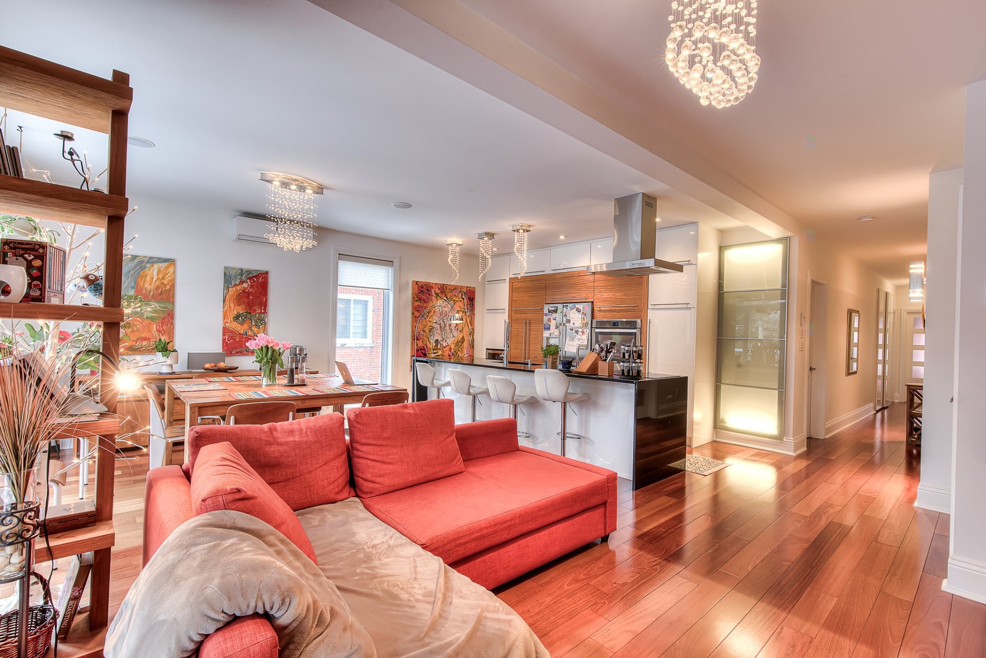 









5485


Av. Earnscliffe

,
Montréal (Côte-des-Neiges/Notre-Dame-de-Grâce),




QC
H3X2P8

