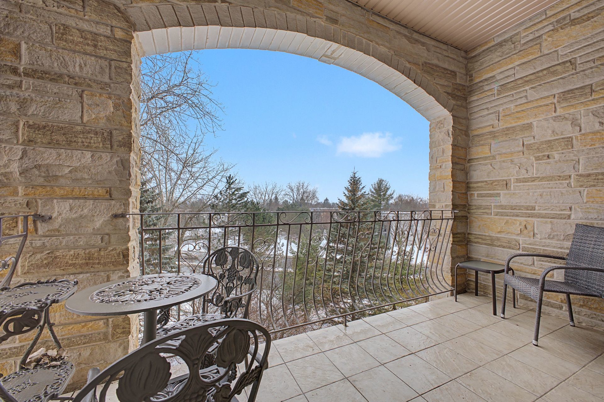 









295


Rue de Vimy

, 405,
Saint-Bruno-de-Montarville,




QC
J3V6L2

