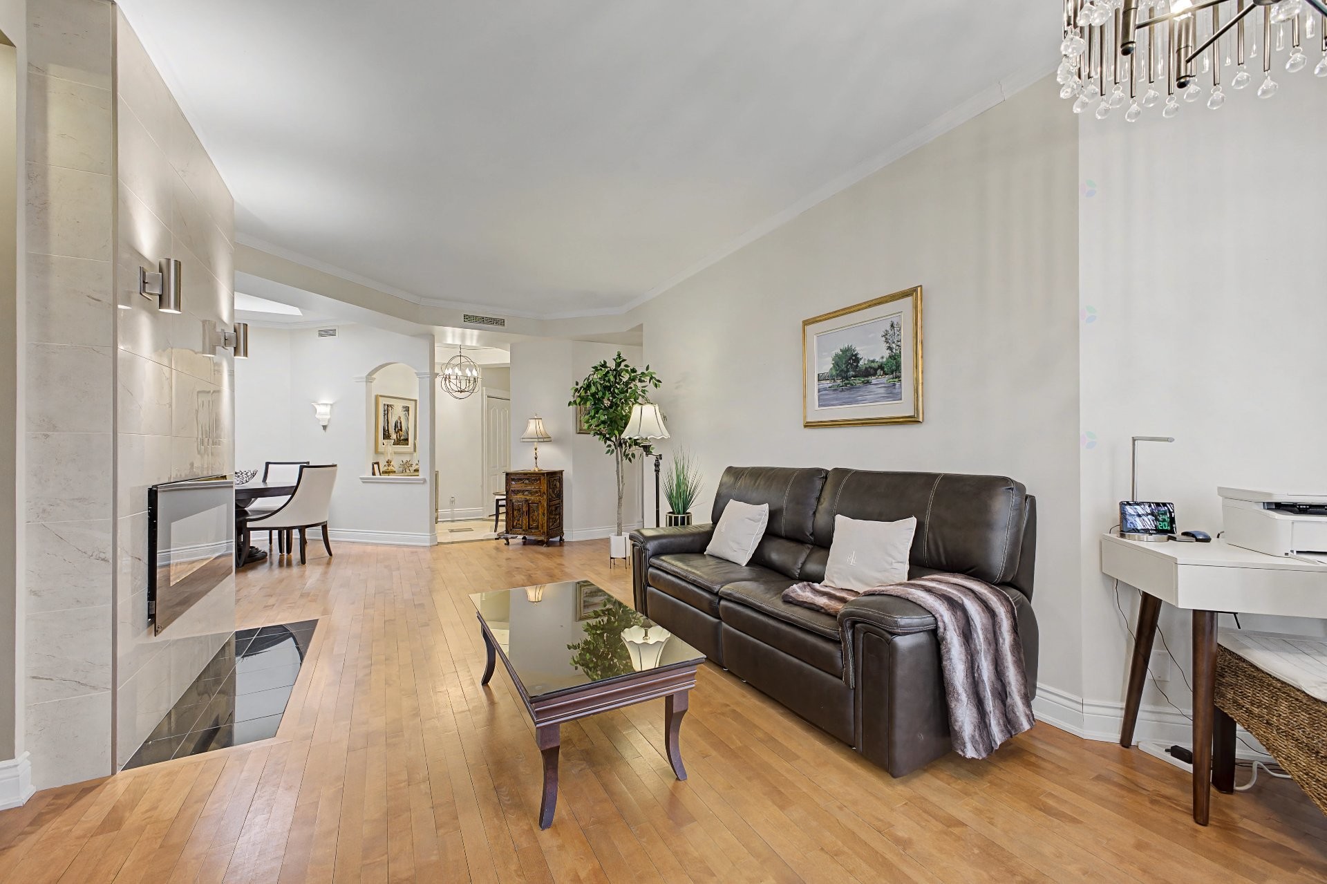 









295


Rue de Vimy

, 405,
Saint-Bruno-de-Montarville,




QC
J3V6L2

