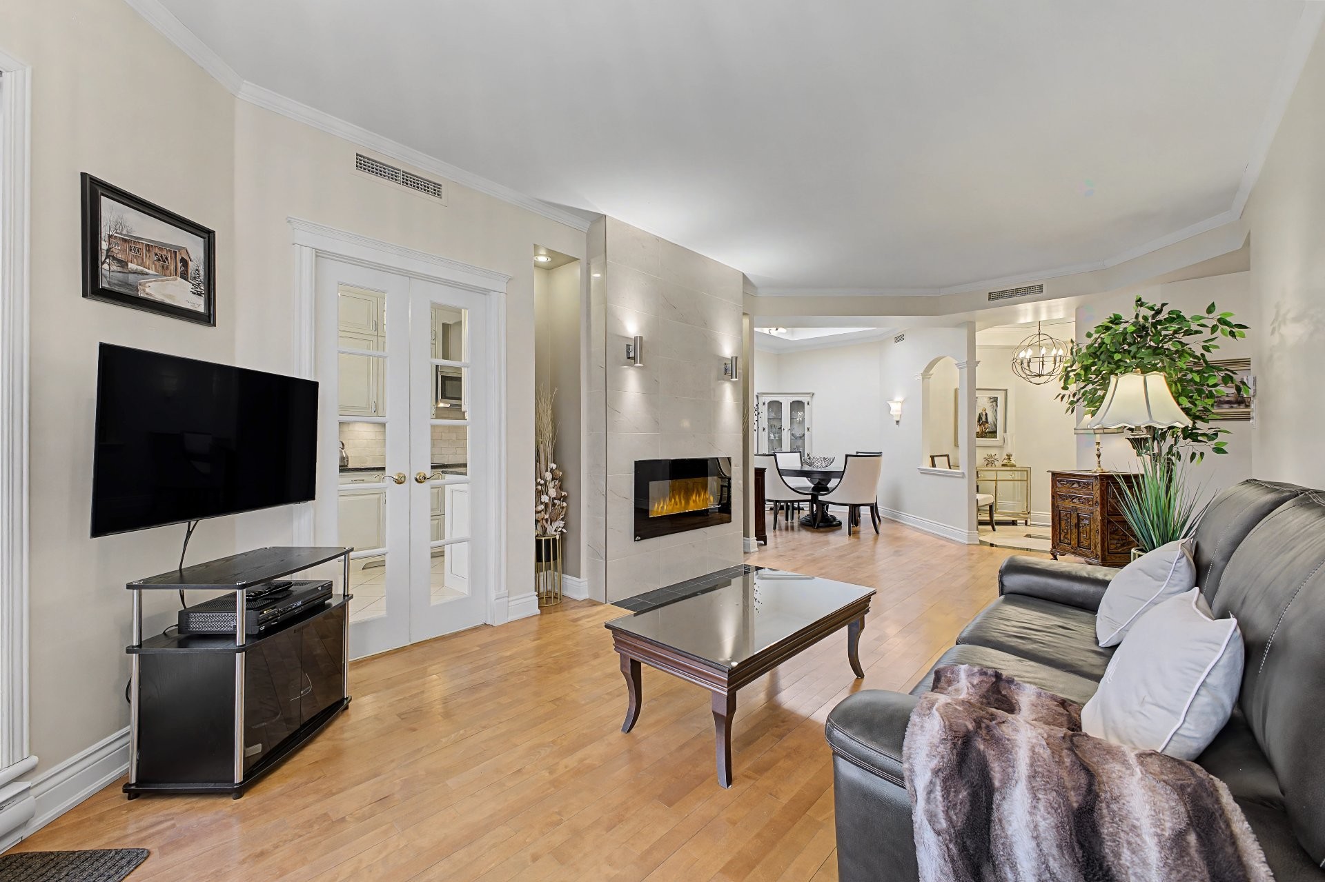 









295


Rue de Vimy

, 405,
Saint-Bruno-de-Montarville,




QC
J3V6L2

