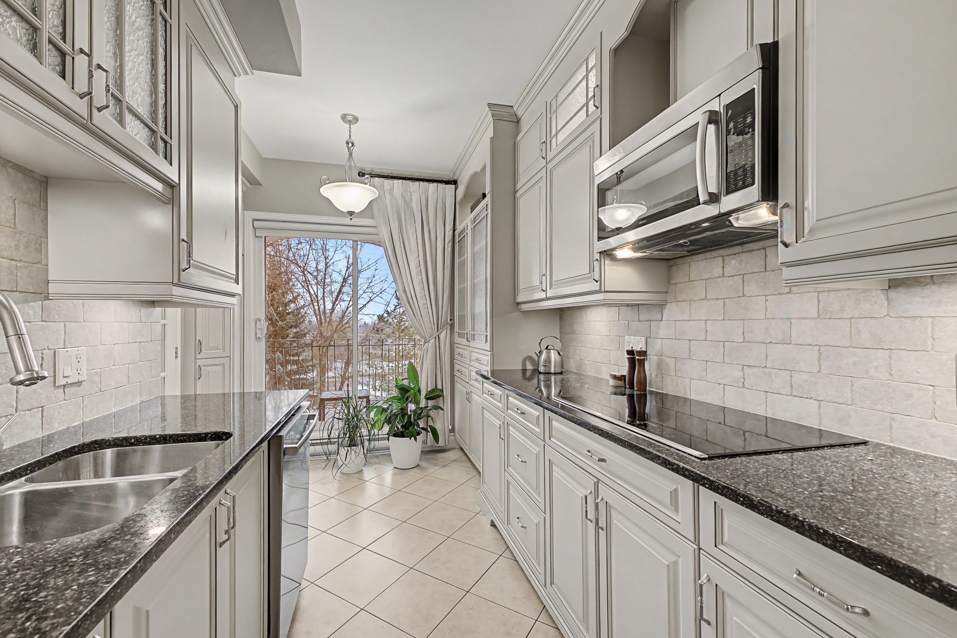 









295


Rue de Vimy

, 405,
Saint-Bruno-de-Montarville,




QC
J3V6L2

