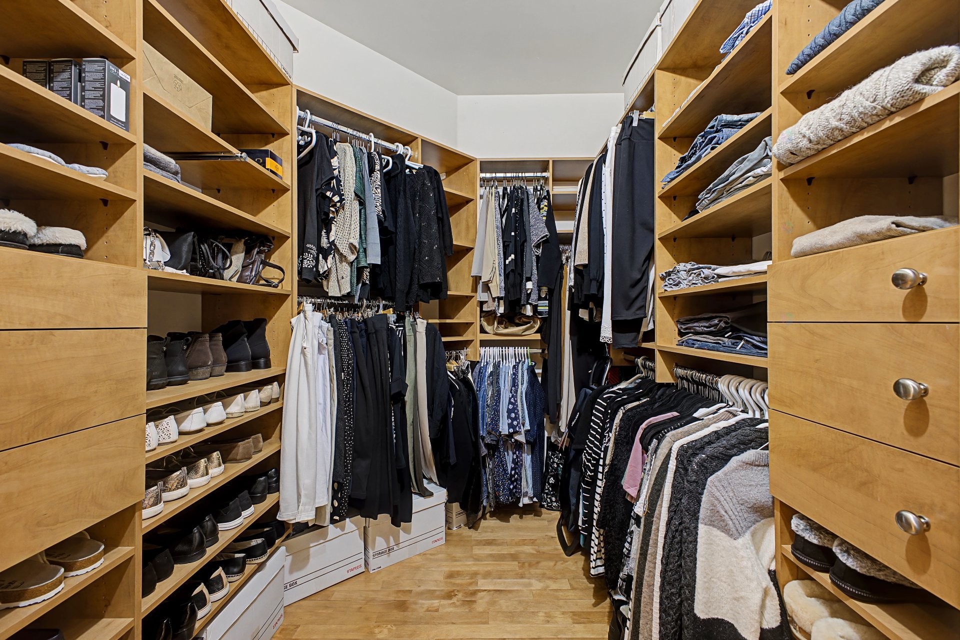 









295


Rue de Vimy

, 405,
Saint-Bruno-de-Montarville,




QC
J3V6L2

