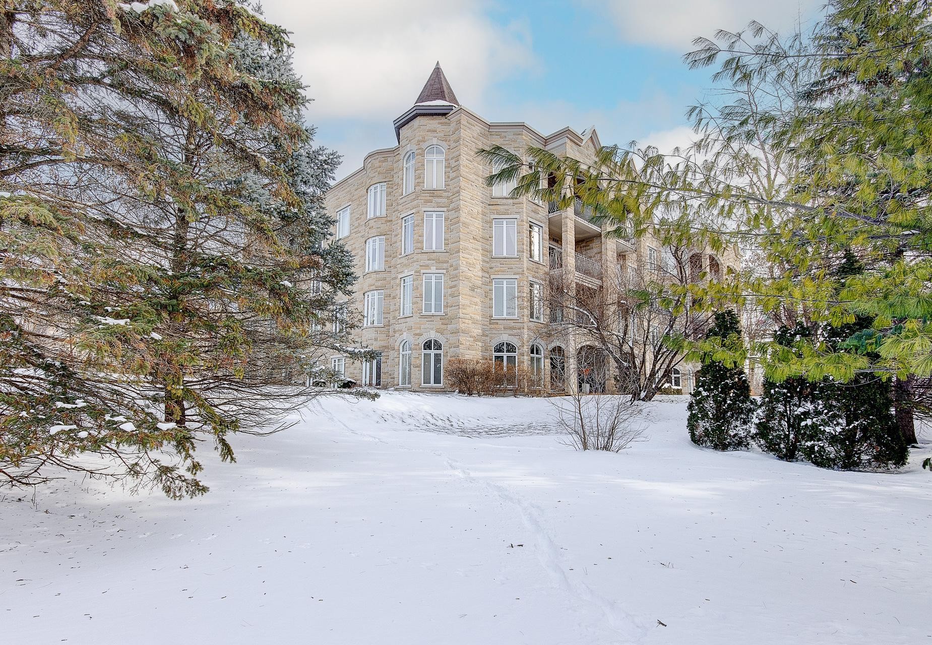 









295


Rue de Vimy

, 405,
Saint-Bruno-de-Montarville,




QC
J3V6L2

