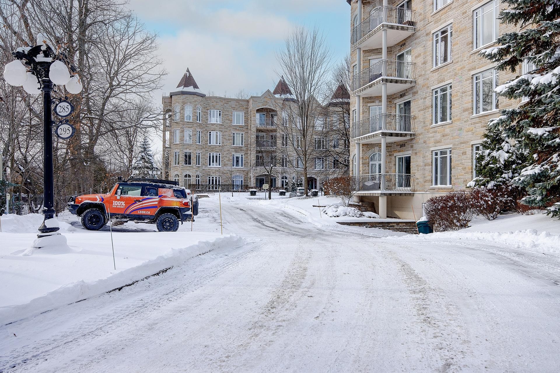 









295


Rue de Vimy

, 405,
Saint-Bruno-de-Montarville,




QC
J3V6L2

