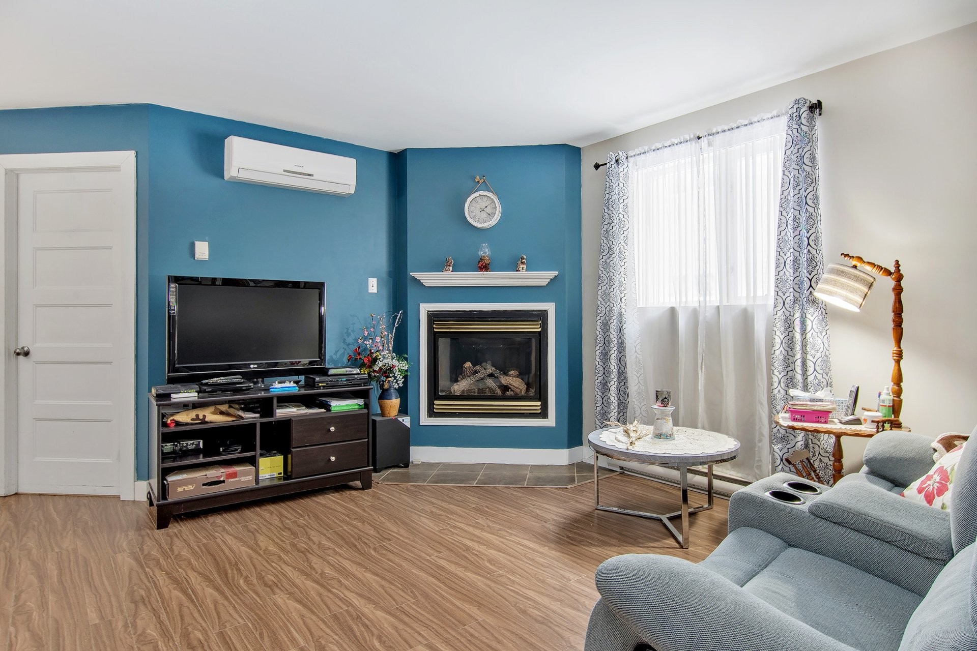 









2333


Rue de l'Hortensia

, 103,
Terrebonne (La Plaine),




QC
J7M2E4

