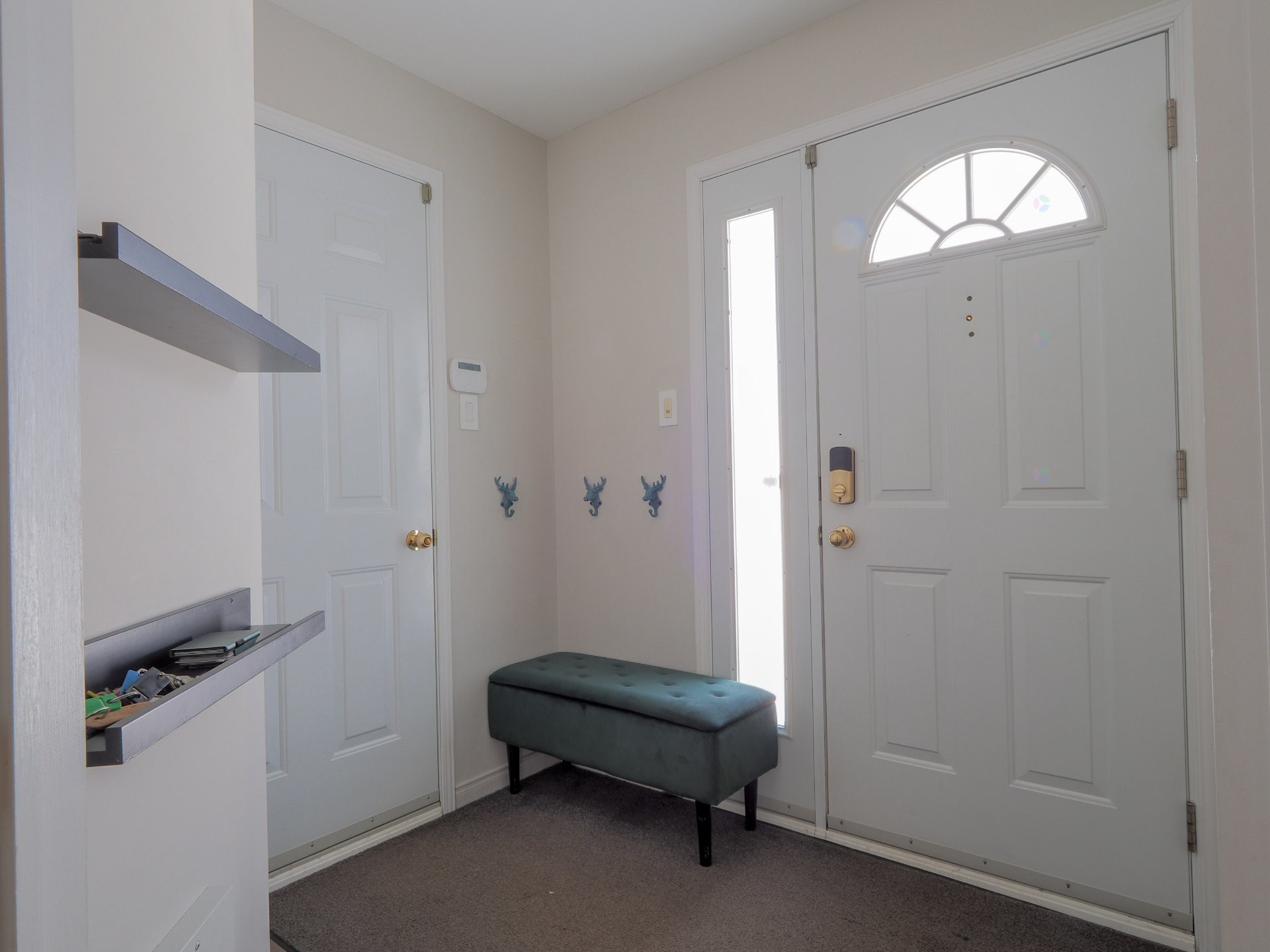 









2040


Rue Adrienne-Choquette

,
Trois-Rivières,




QC
G8Y7B8

