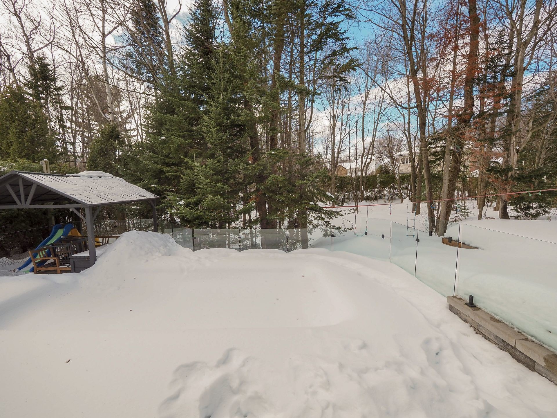









2040


Rue Adrienne-Choquette

,
Trois-Rivières,




QC
G8Y7B8

