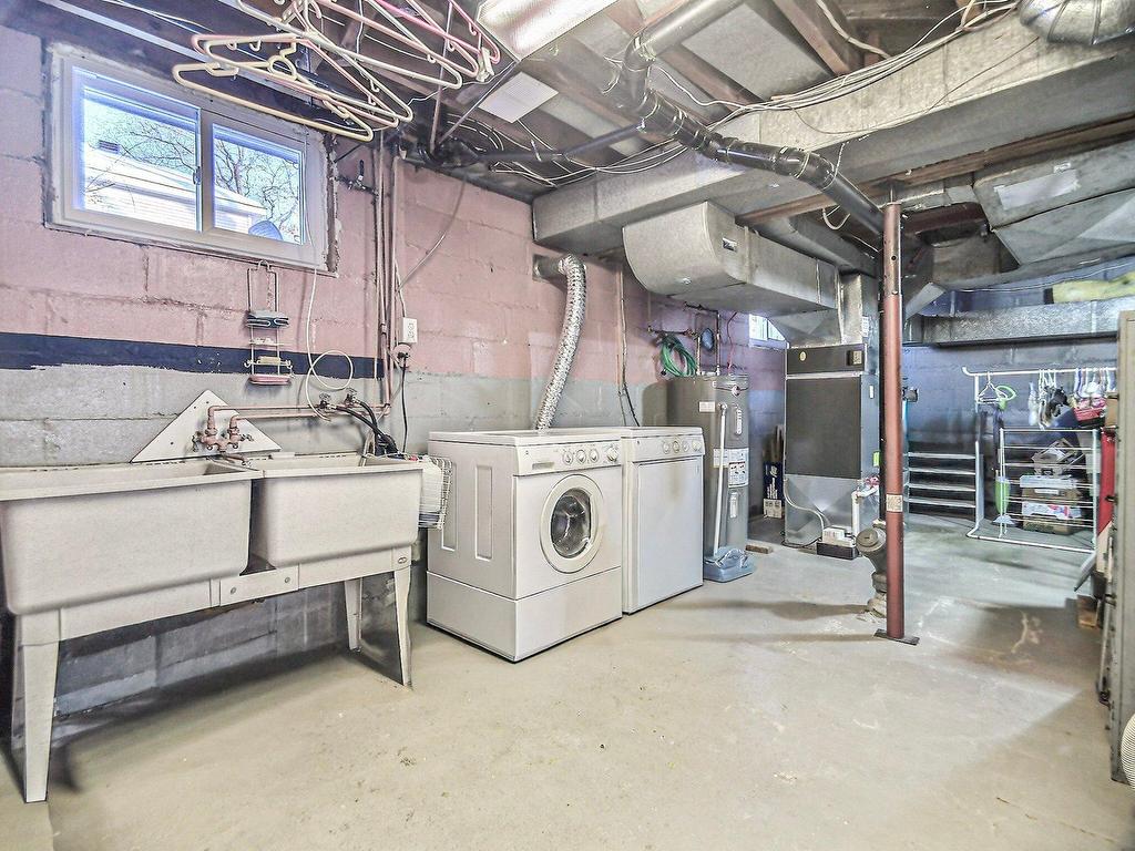 









197


Boul. Montclair

,
Hull (Gatineau),




QC
J8Y2G8

