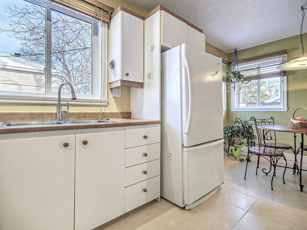 









197


Boul. Montclair

,
Hull (Gatineau),




QC
J8Y2G8

