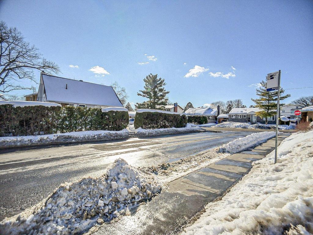 









197


Boul. Montclair

,
Hull (Gatineau),




QC
J8Y2G8

