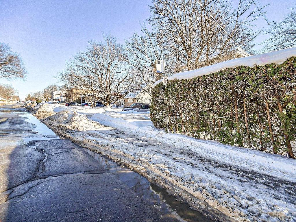 









197


Boul. Montclair

,
Hull (Gatineau),




QC
J8Y2G8

