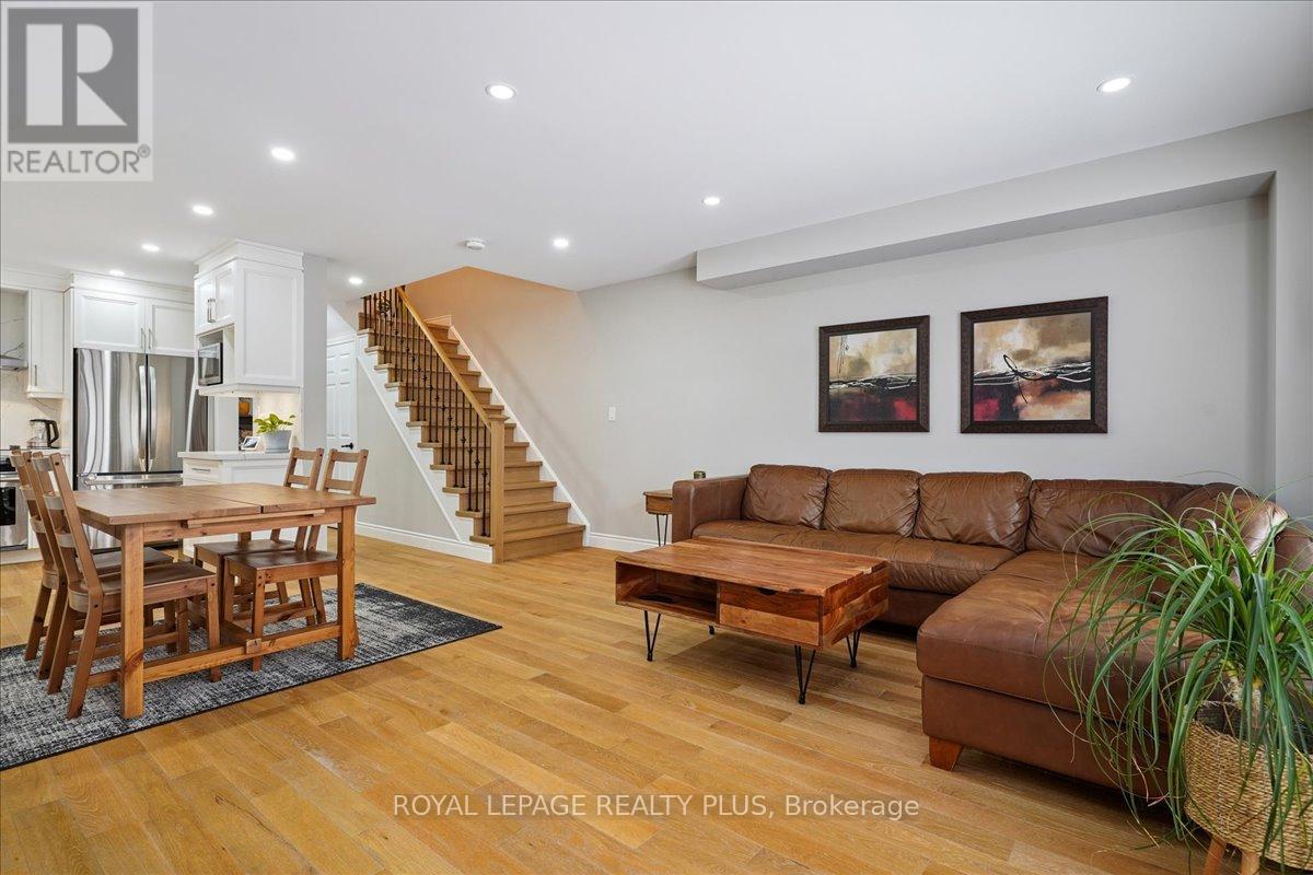 












5300 PALMETTO PLACE

,
Mississauga,




Ontario
L5M0C7

