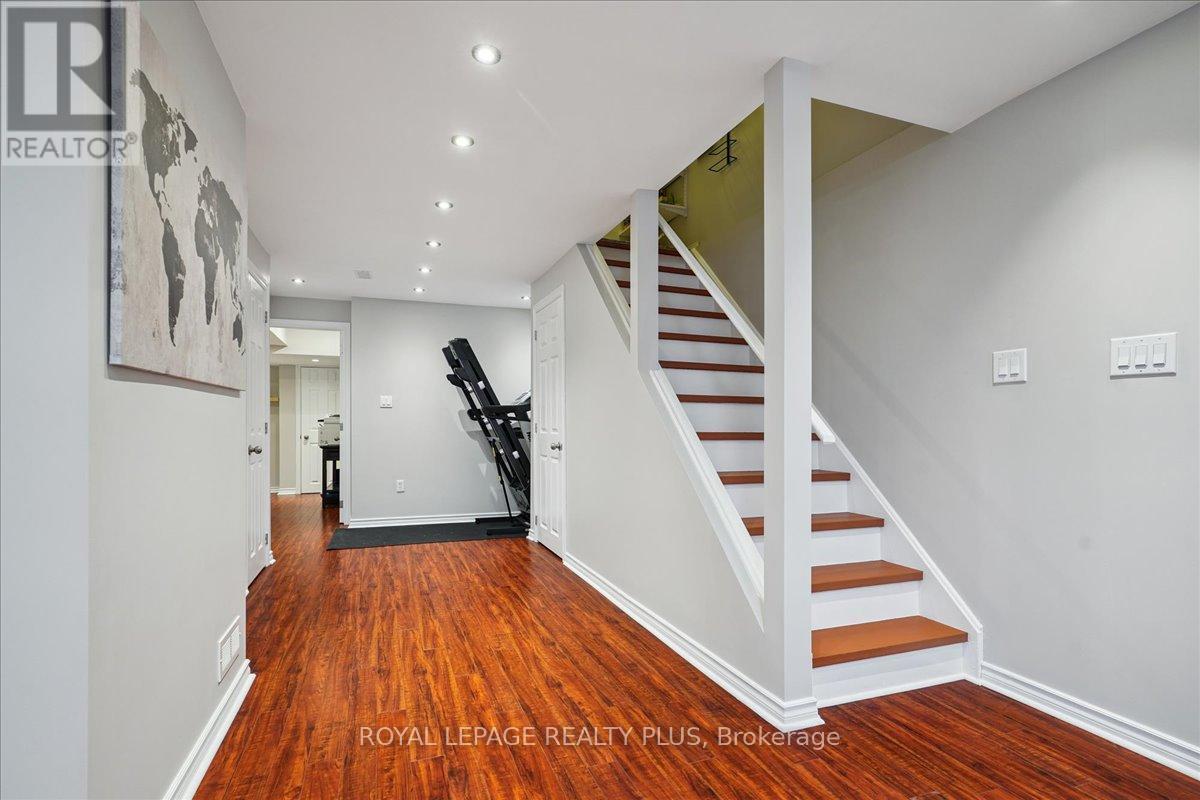 












5300 PALMETTO PLACE

,
Mississauga,




Ontario
L5M0C7

