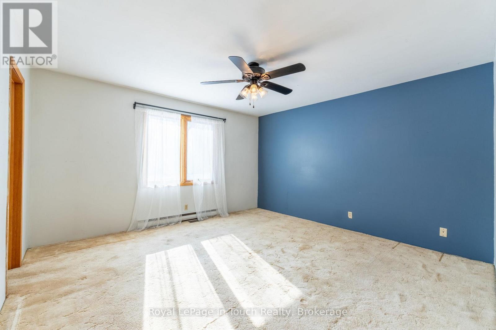 












440 CONCESSION RD 16 CONCESSION E

,
Tiny,




Ontario
L9M0P1

