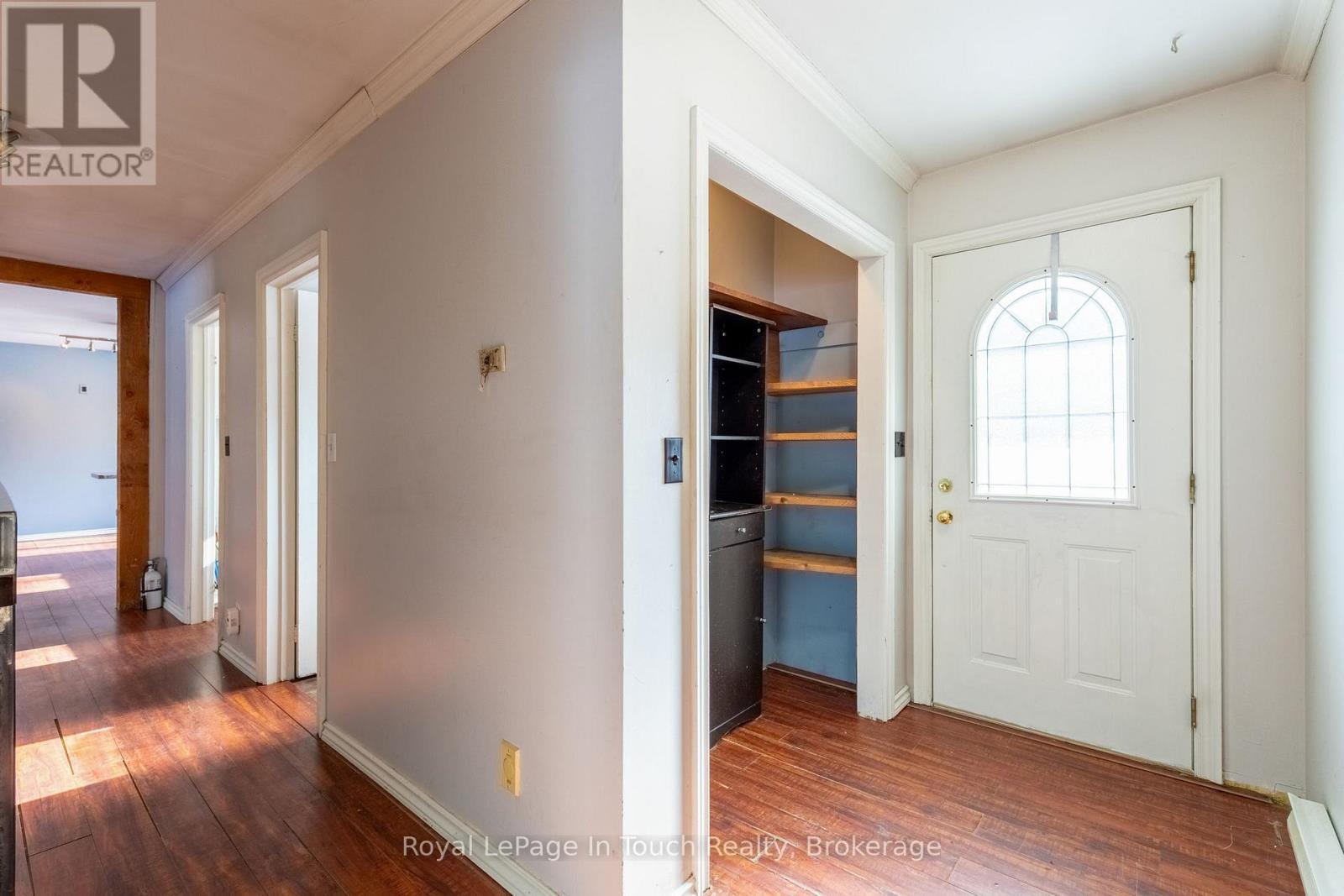 












440 CONCESSION RD 16 CONCESSION E

,
Tiny,




Ontario
L9M0P1

