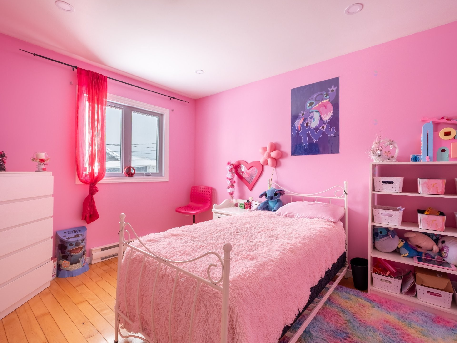 









28


Rue Deblois

,
Drummondville,




QC
J2A2M6

