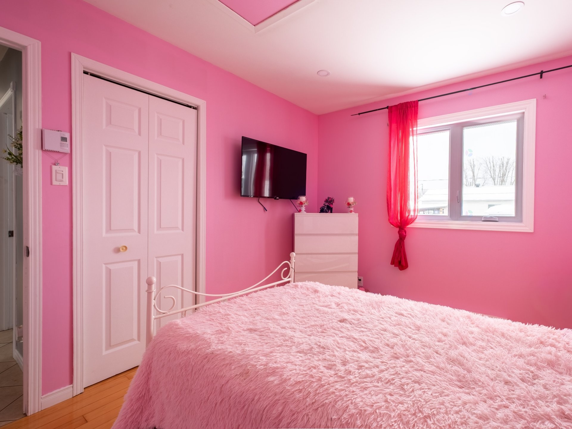 









28


Rue Deblois

,
Drummondville,




QC
J2A2M6

