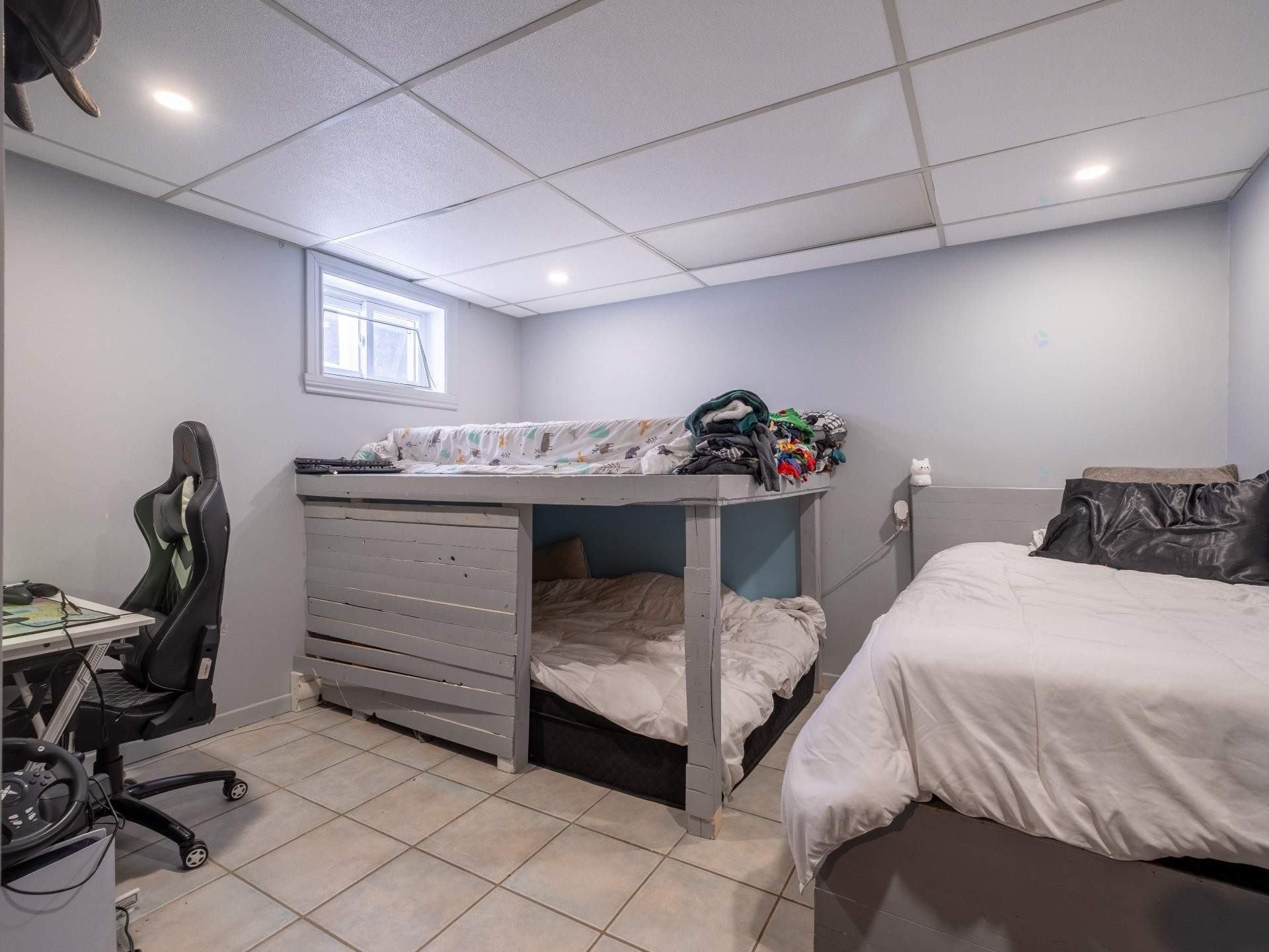 









28


Rue Deblois

,
Drummondville,




QC
J2A2M6

