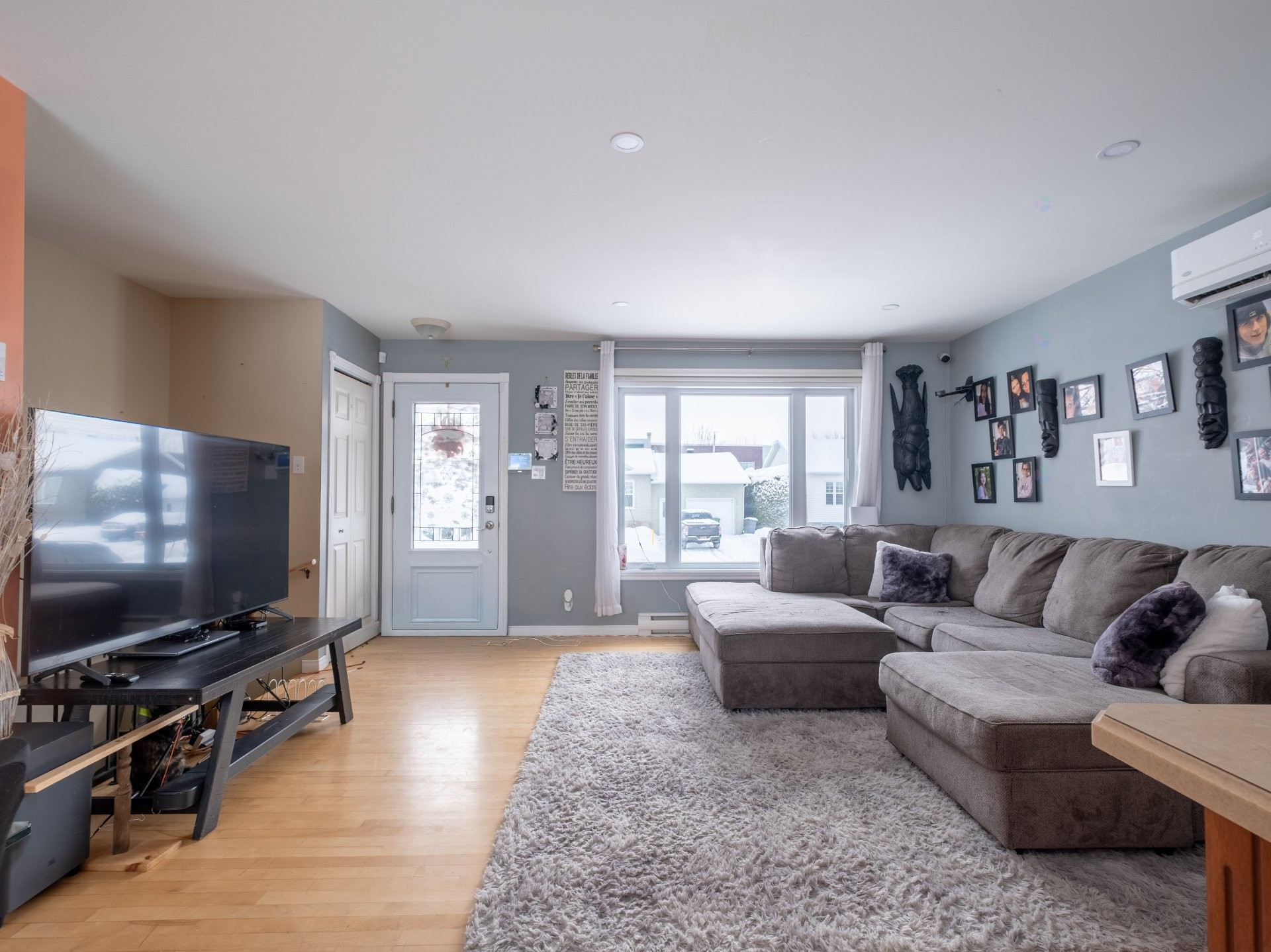 









28


Rue Deblois

,
Drummondville,




QC
J2A2M6

