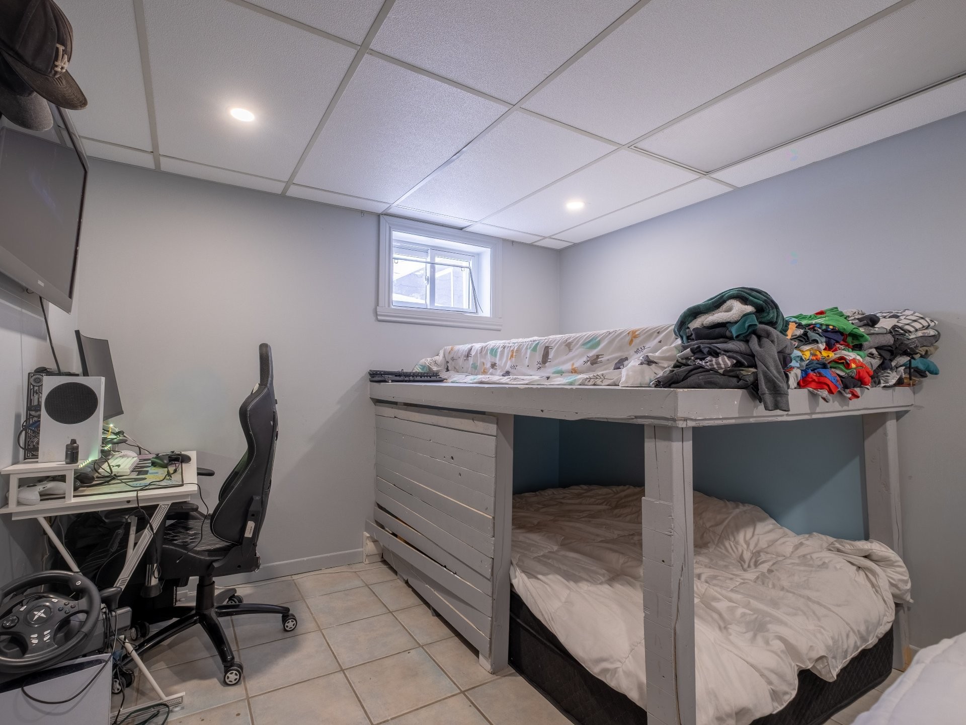 









28


Rue Deblois

,
Drummondville,




QC
J2A2M6

