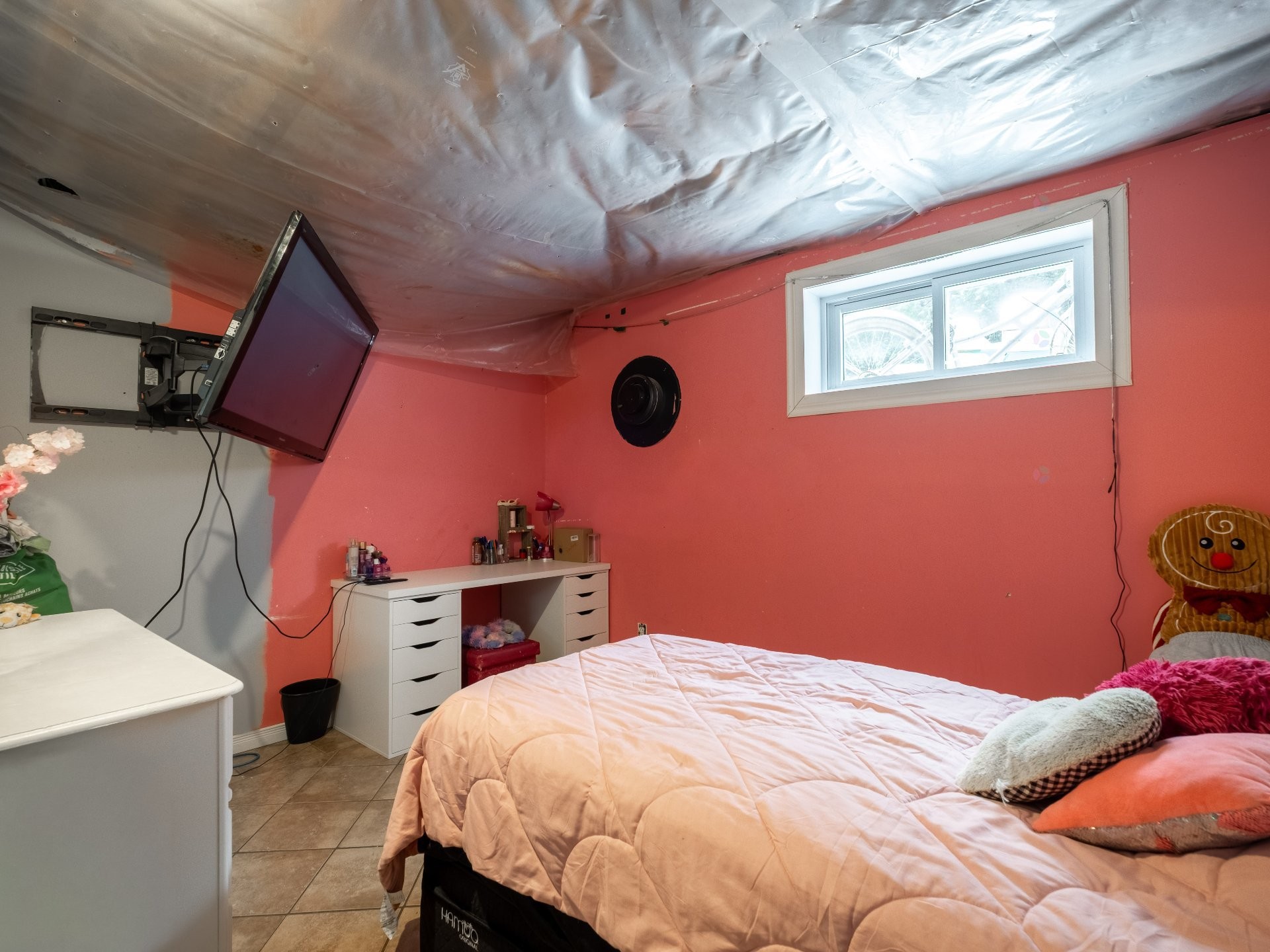









28


Rue Deblois

,
Drummondville,




QC
J2A2M6

