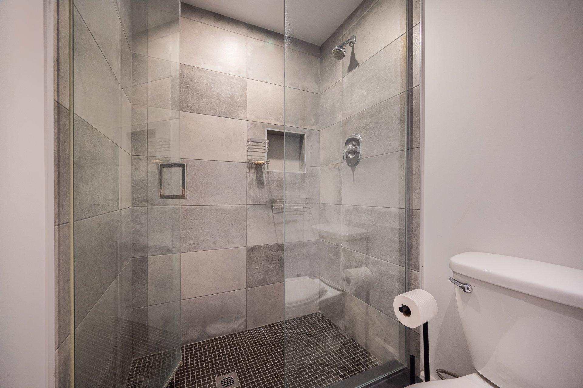 









2738


Carré Denise-Pelletier

,
Montréal (Saint-Laurent),




QC
H4R2T3

