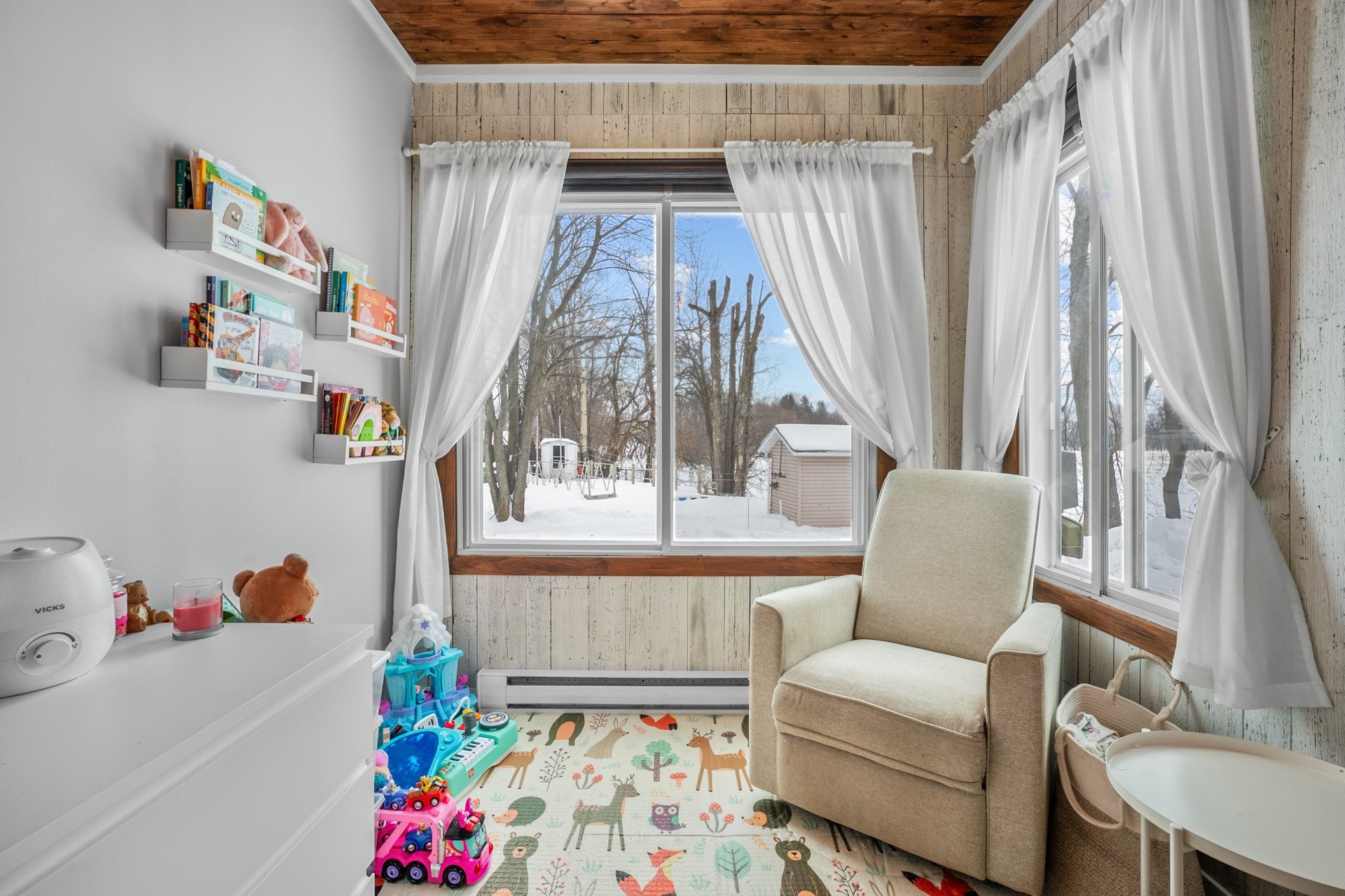 









58


Rg de l'Ile-St-Jean

,
Saint-François-du-Lac,




QC
J0G1M0

