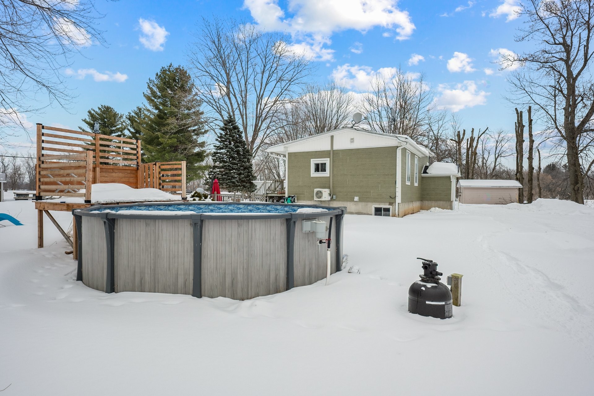 









58


Rg de l'Ile-St-Jean

,
Saint-François-du-Lac,




QC
J0G1M0

