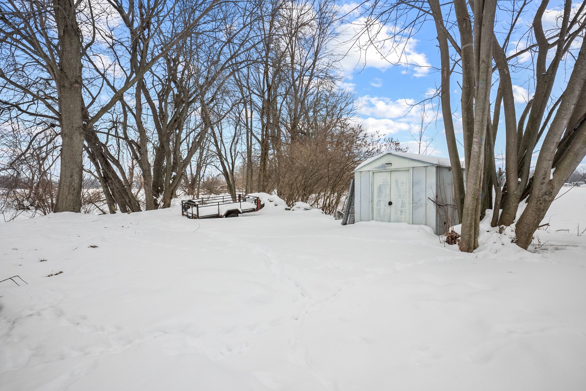 









58


Rg de l'Ile-St-Jean

,
Saint-François-du-Lac,




QC
J0G1M0

